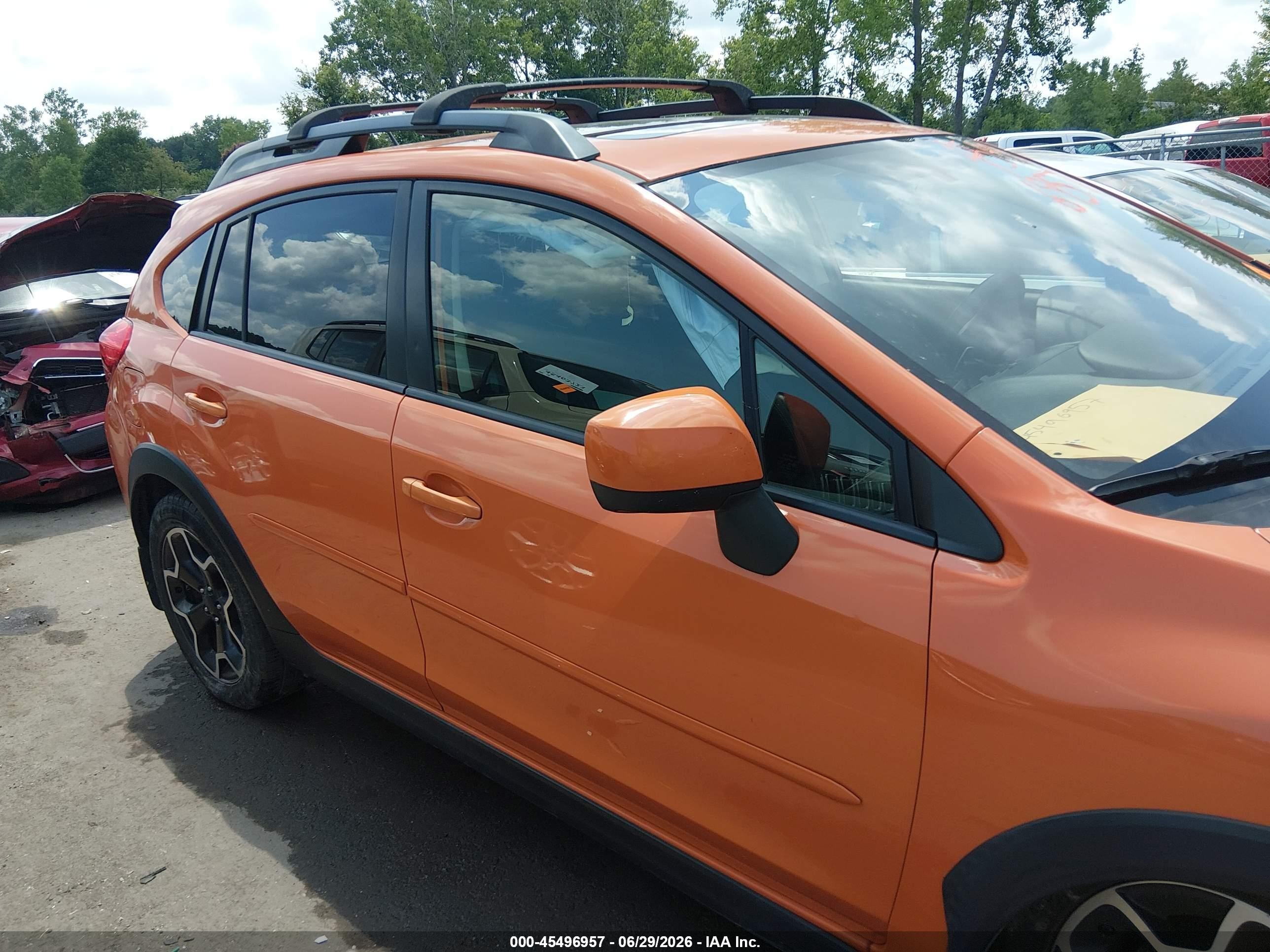 2014 Subaru Xv Crosstrek 2.0i Premium Orange vin: JF2GPAVC9E8240547