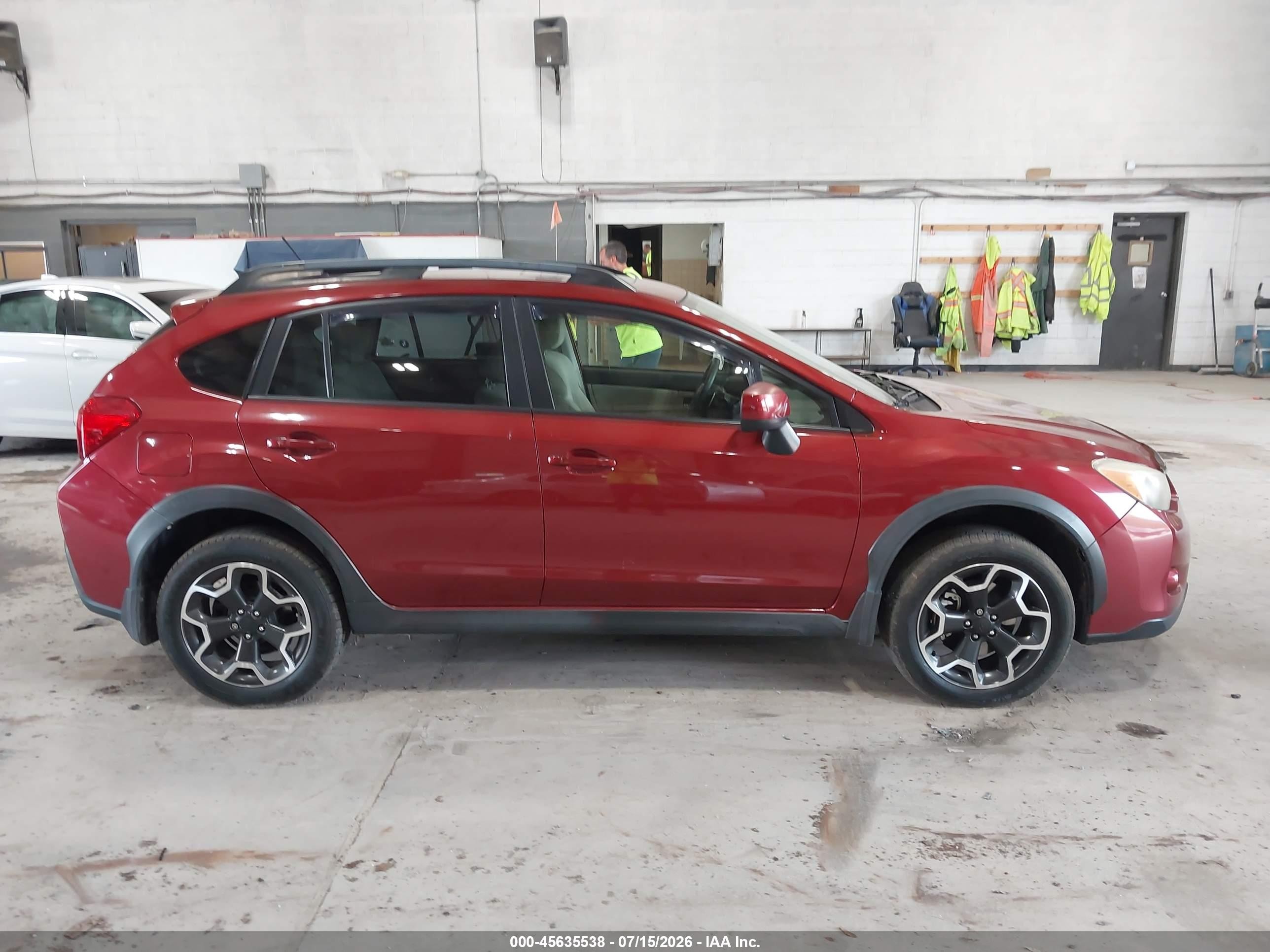 2014 Subaru Xv Crosstrek 2.0i Premium Maroon vin: JF2GPAVC9E8270325