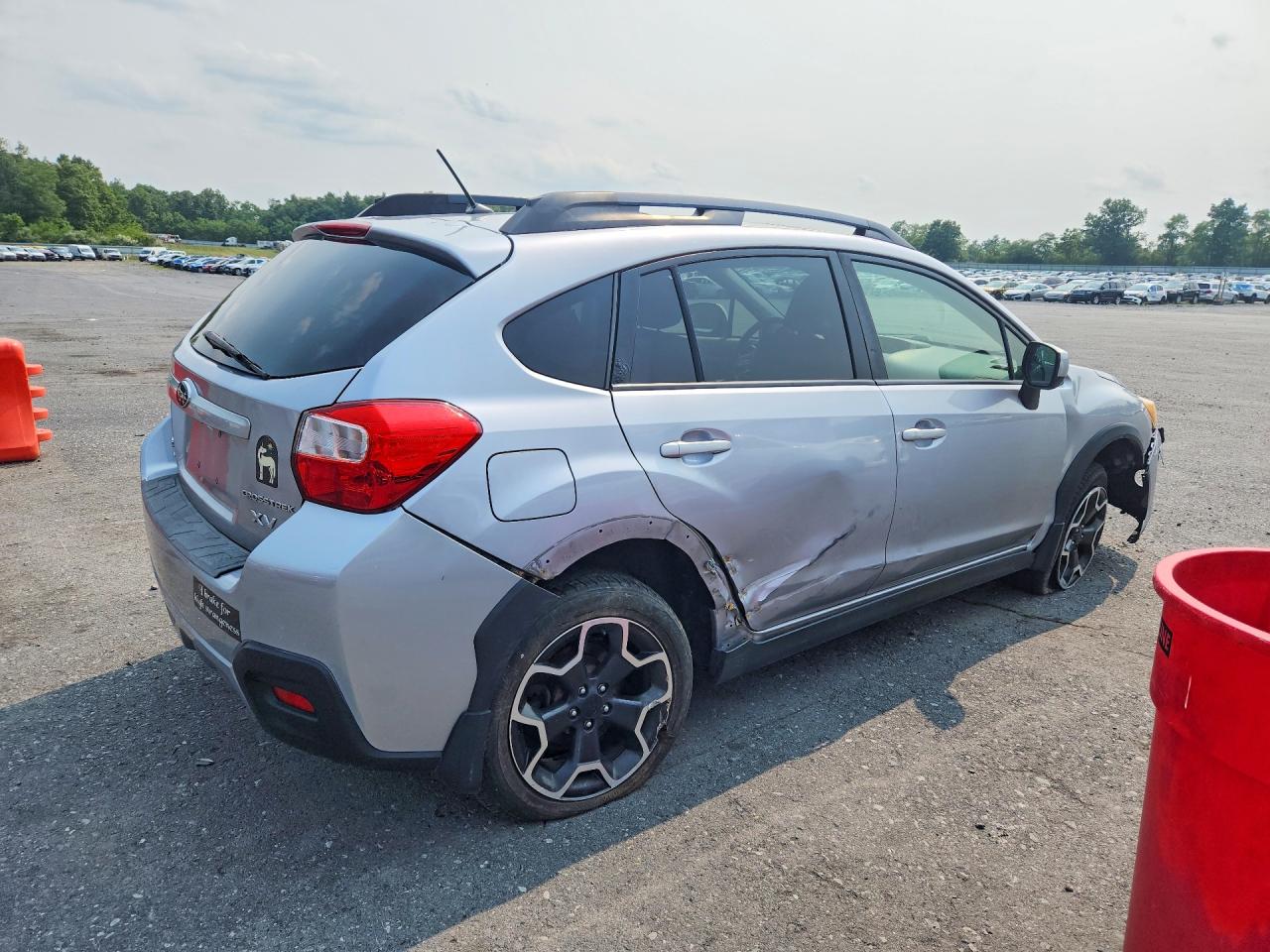 2014 Subaru Xv Crosstrek 2.0 Premium Silver vin: JF2GPAVC9E8309432