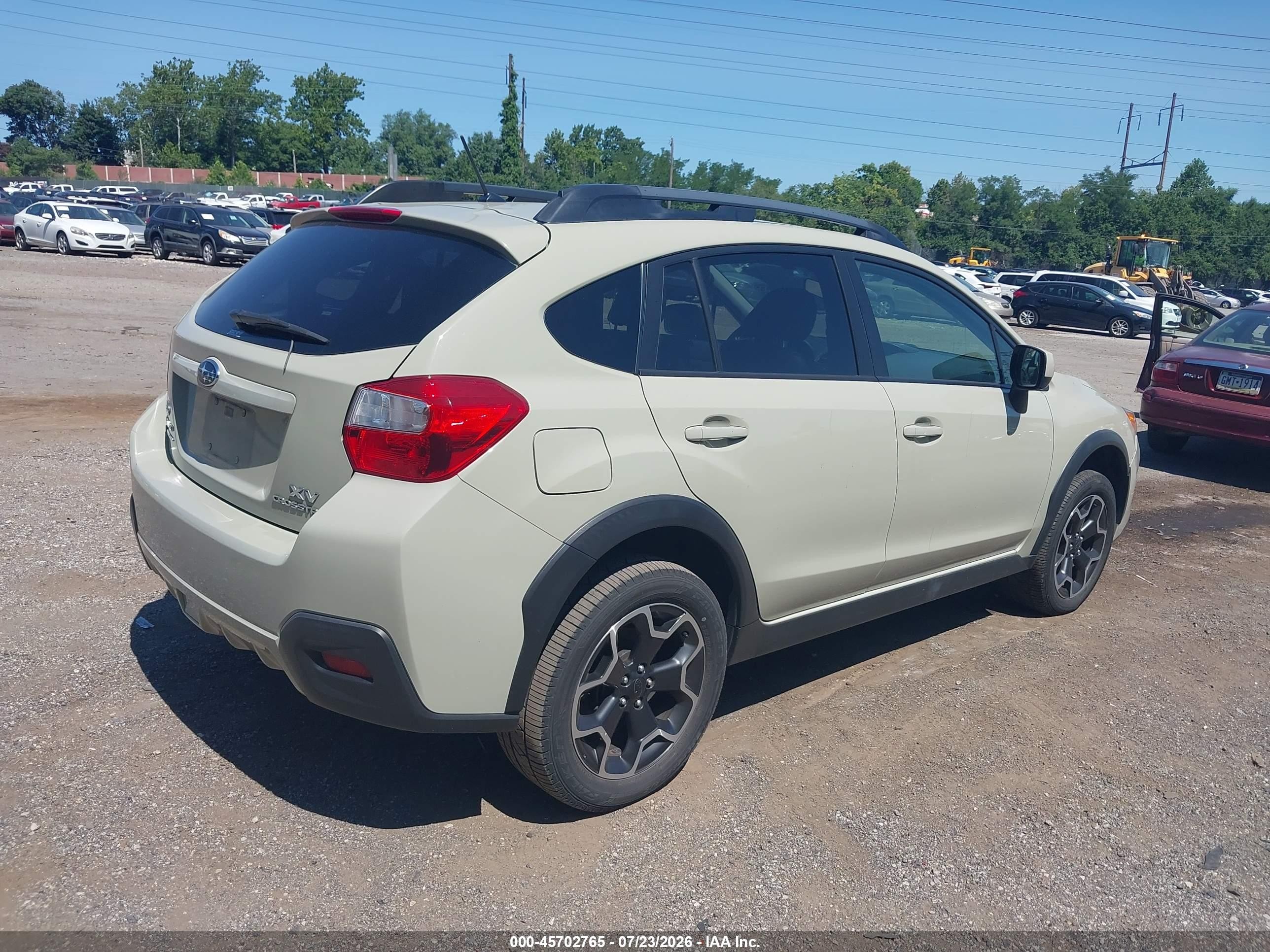 2013 Subaru Xv Crosstrek 2.0i Premium Cream vin: JF2GPAVCXD2852791