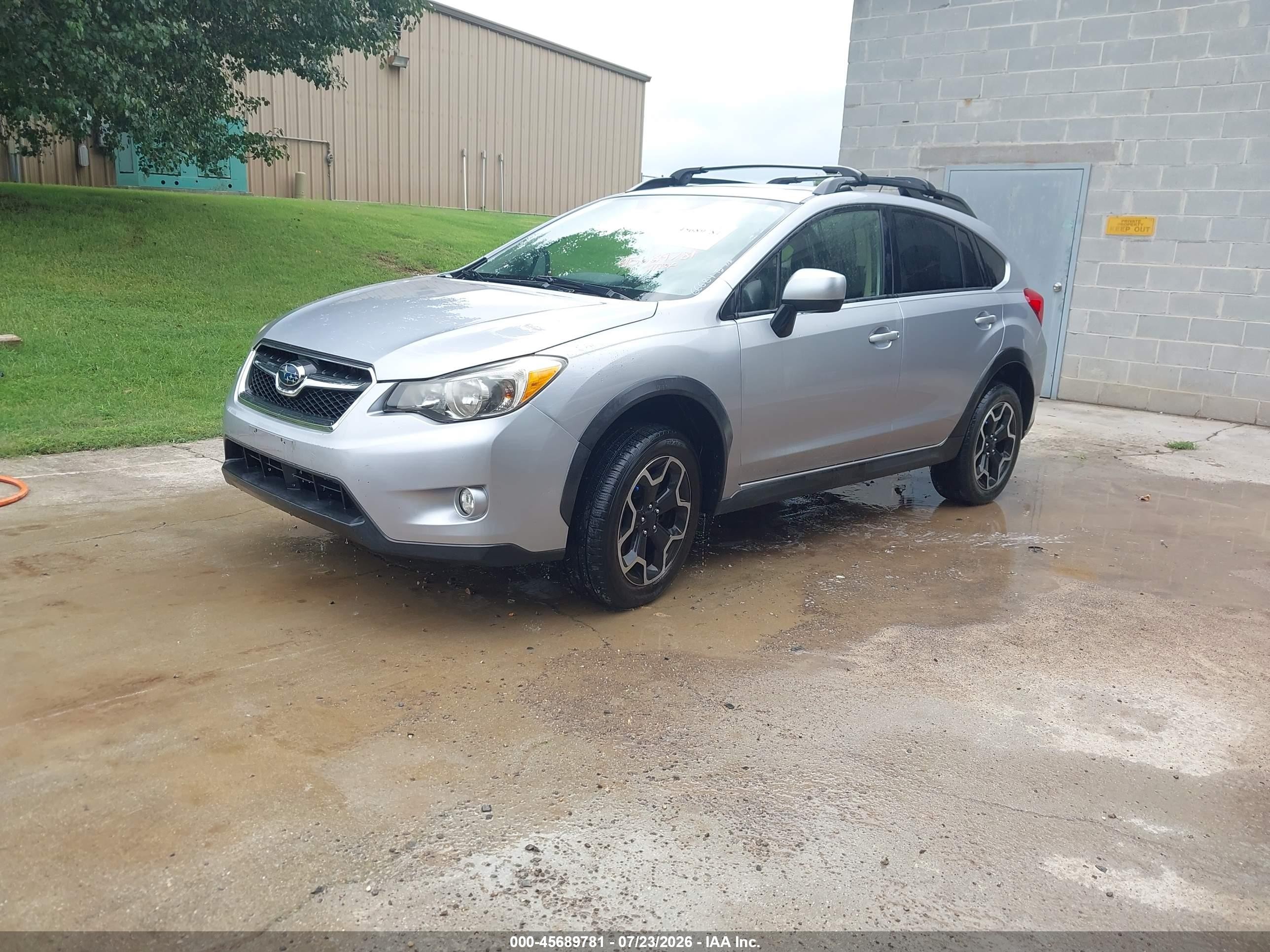 2014 Subaru Xv Crosstrek 2.0i Premium Silver vin: JF2GPAVCXE8308998