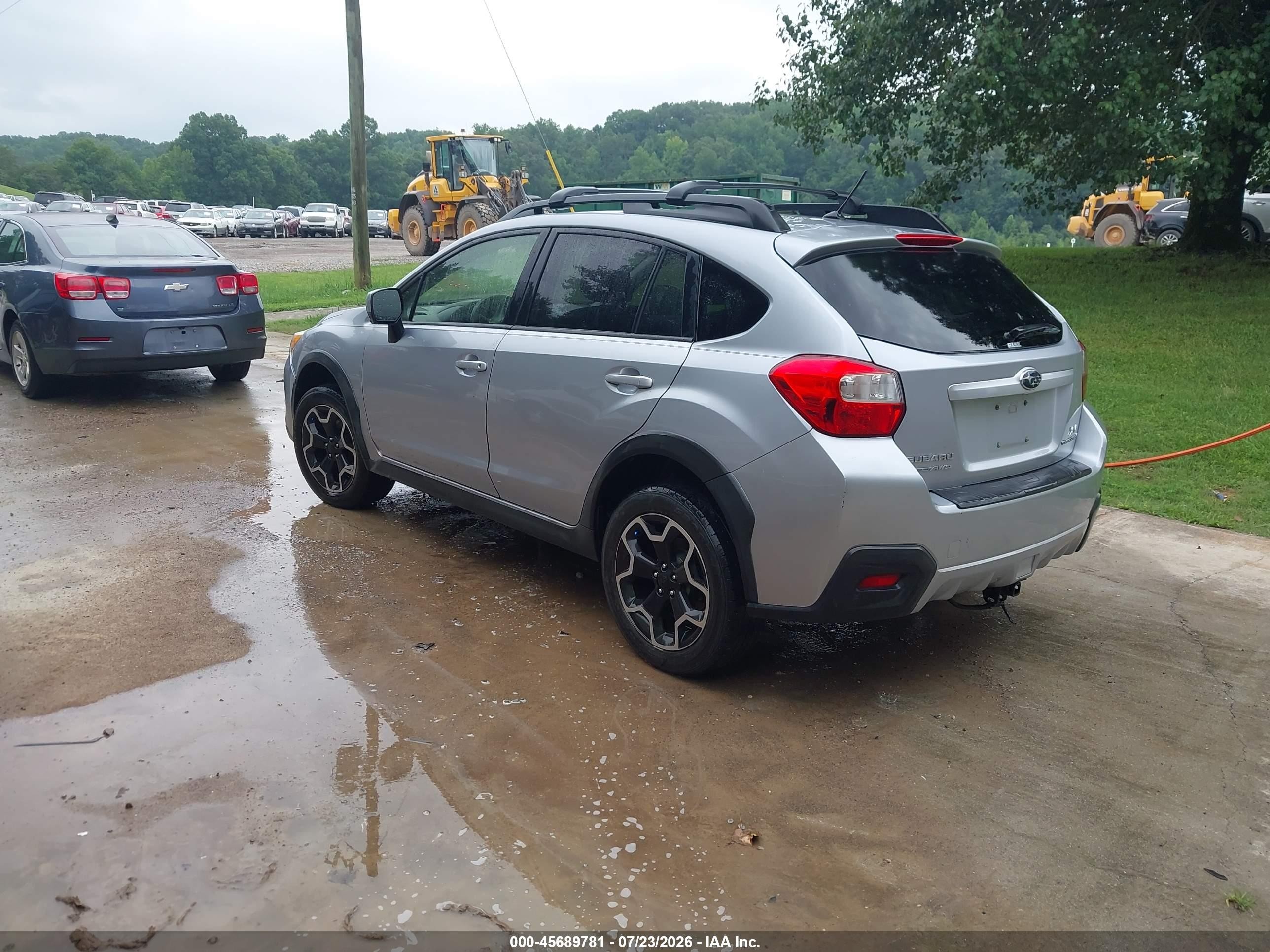 2014 Subaru Xv Crosstrek 2.0i Premium Silver vin: JF2GPAVCXE8308998