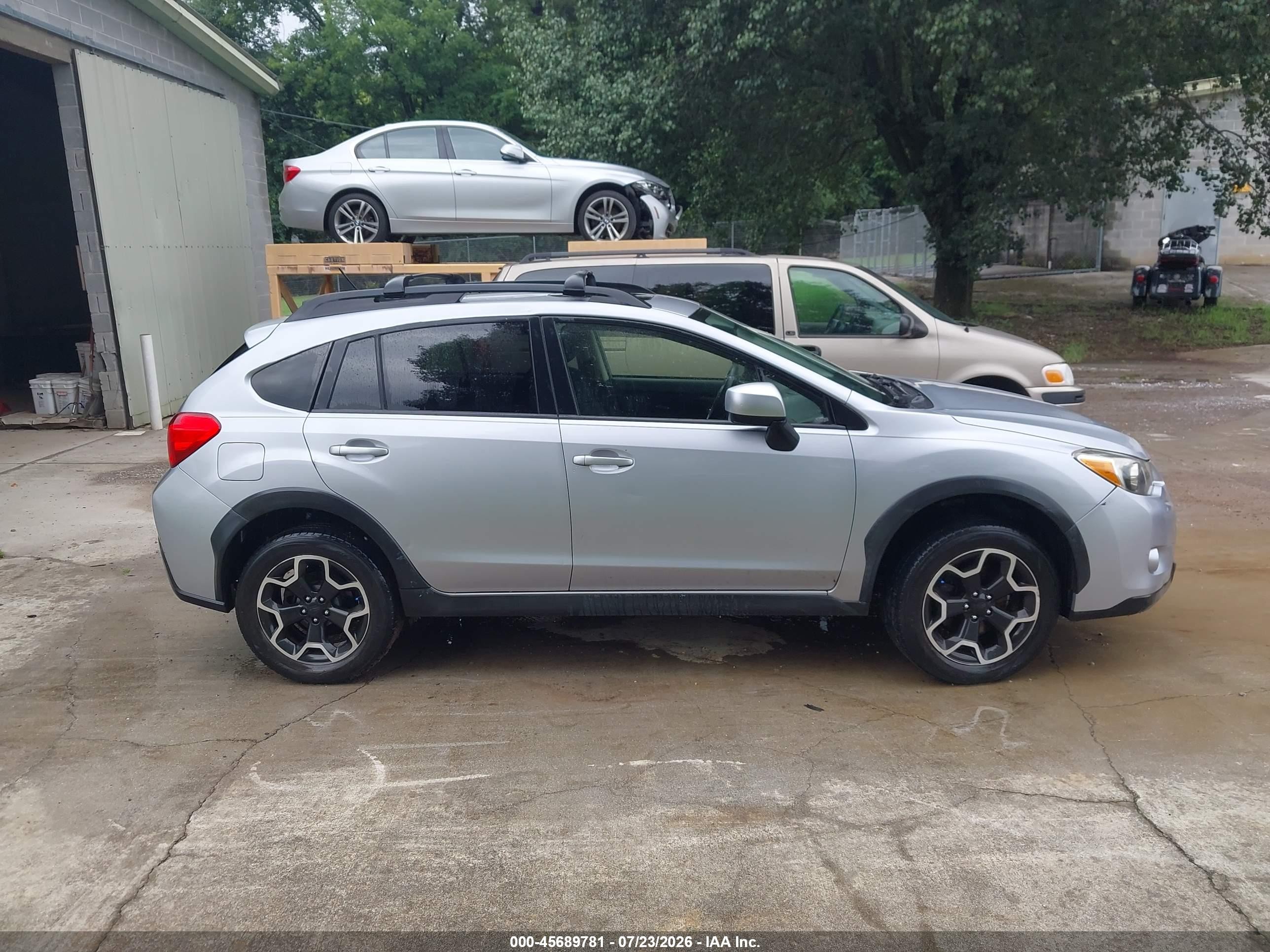 2014 Subaru Xv Crosstrek 2.0i Premium Silver vin: JF2GPAVCXE8308998