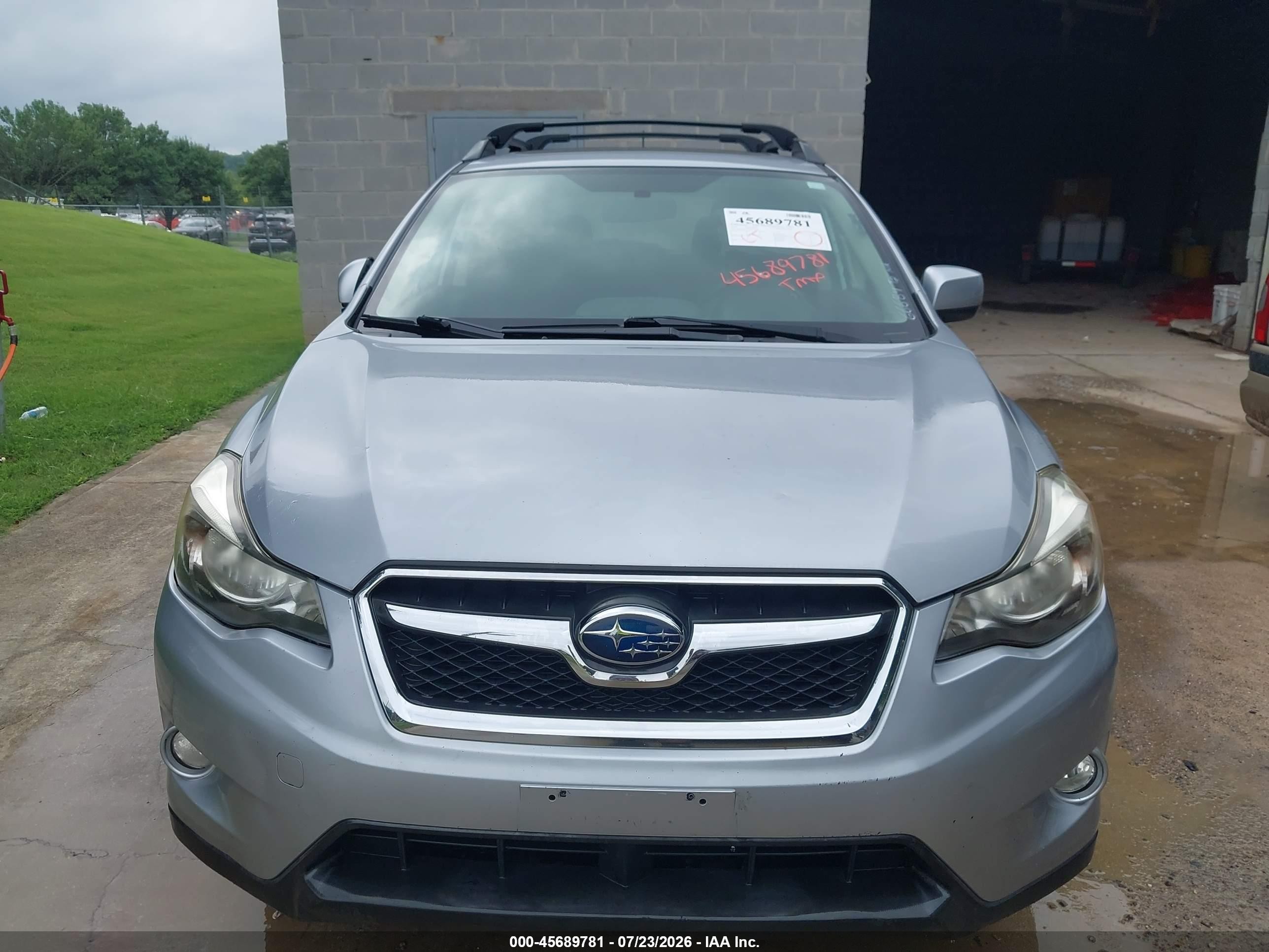 2014 Subaru Xv Crosstrek 2.0i Premium Silver vin: JF2GPAVCXE8308998