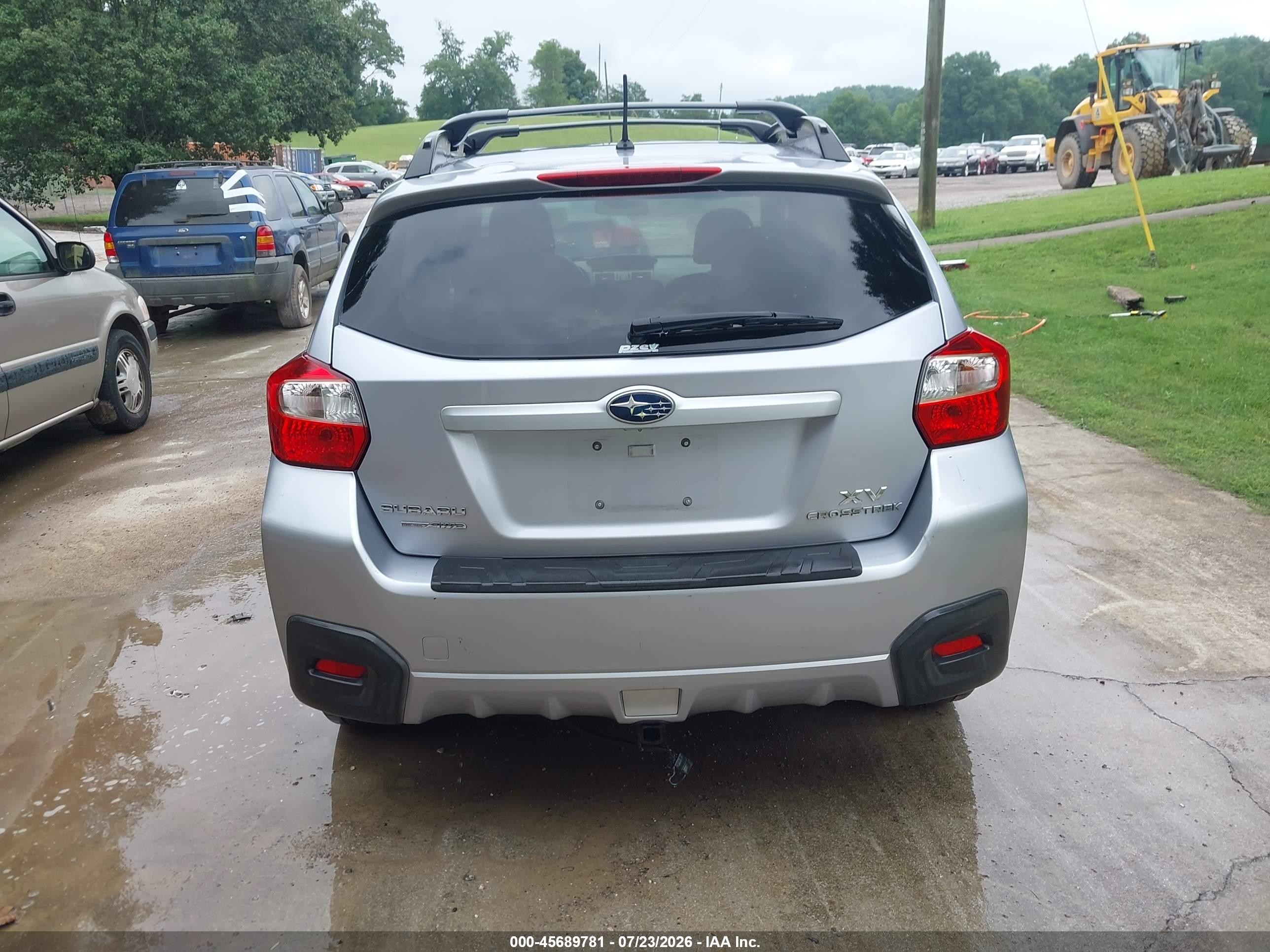 2014 Subaru Xv Crosstrek 2.0i Premium Silver vin: JF2GPAVCXE8308998