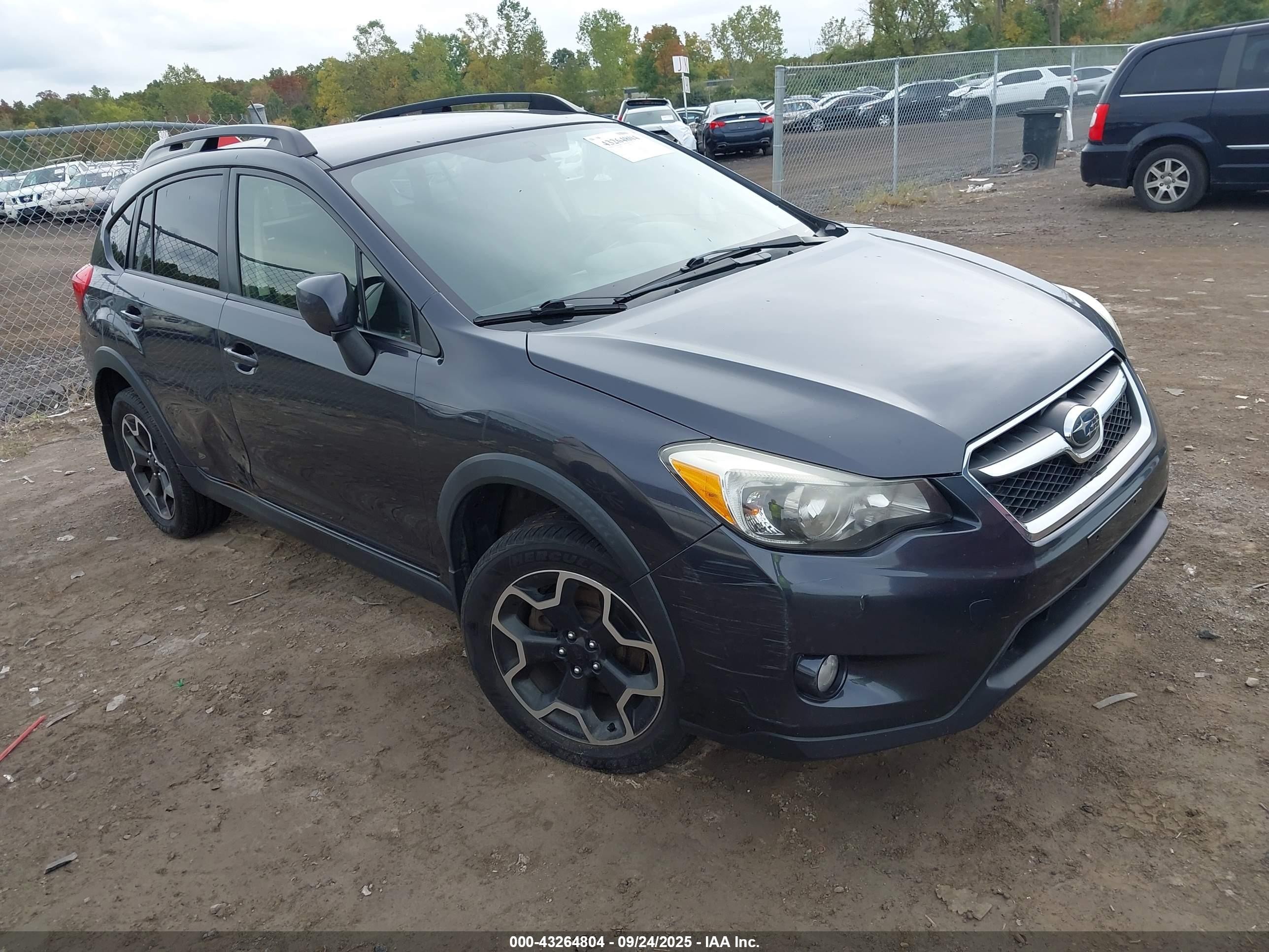 2014 Subaru Xv Crosstrek 2.0i Premium Gray vin: JF2GPAWC1E8209081