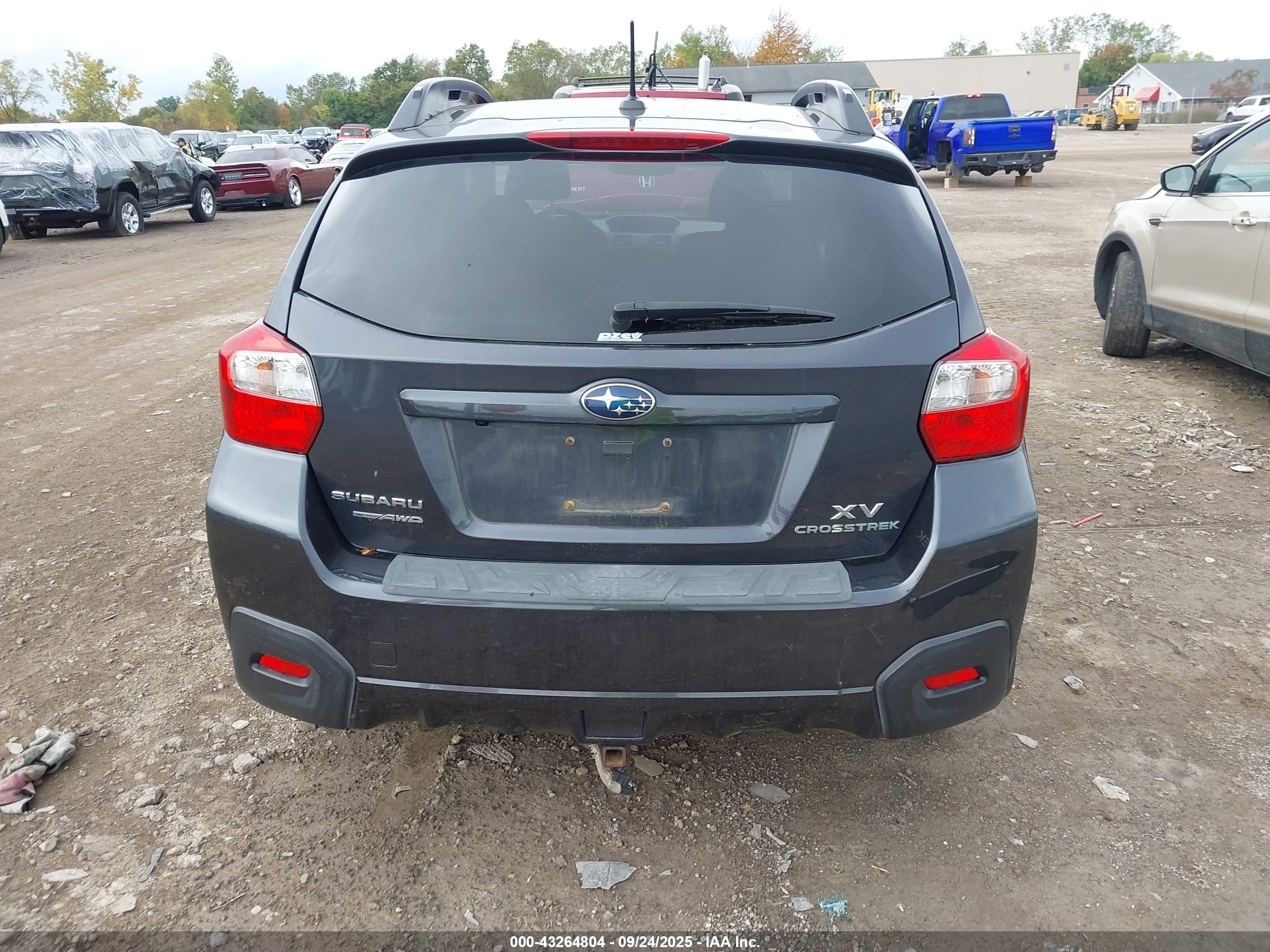 2014 Subaru Xv Crosstrek 2.0i Premium Gray vin: JF2GPAWC1E8209081