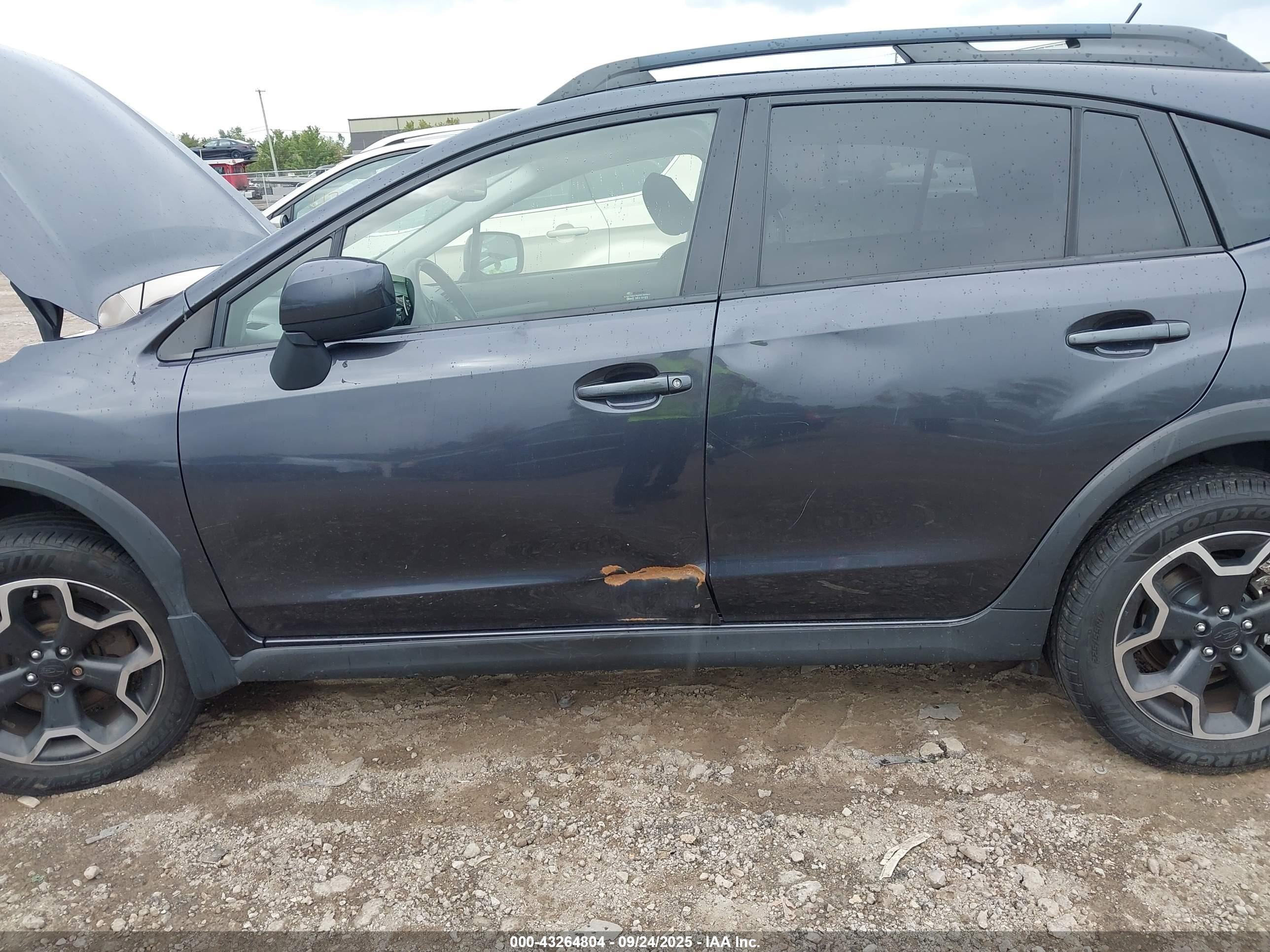 2014 Subaru Xv Crosstrek 2.0i Premium Gray vin: JF2GPAWC1E8209081