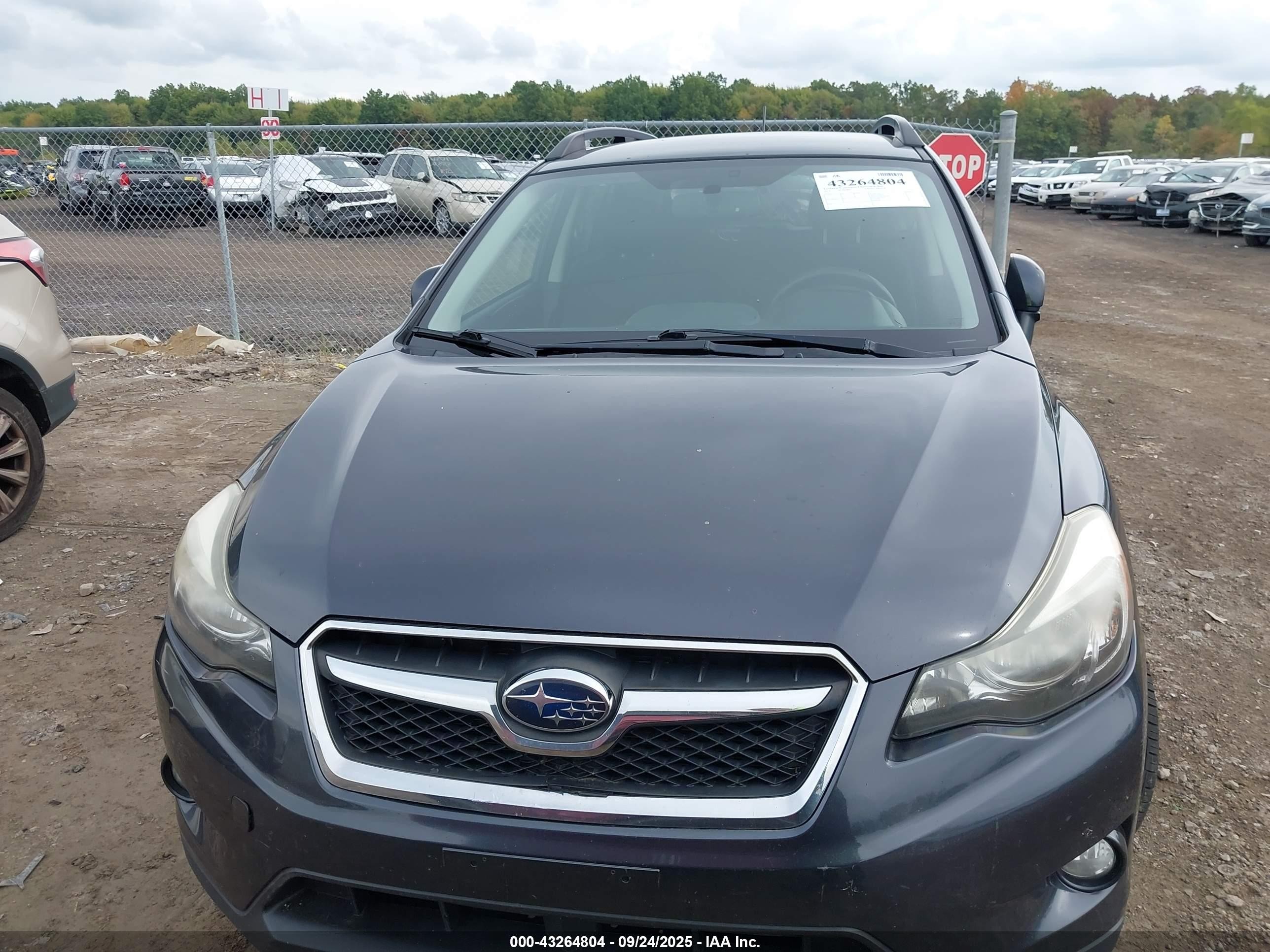 2014 Subaru Xv Crosstrek 2.0i Premium Gray vin: JF2GPAWC1E8209081