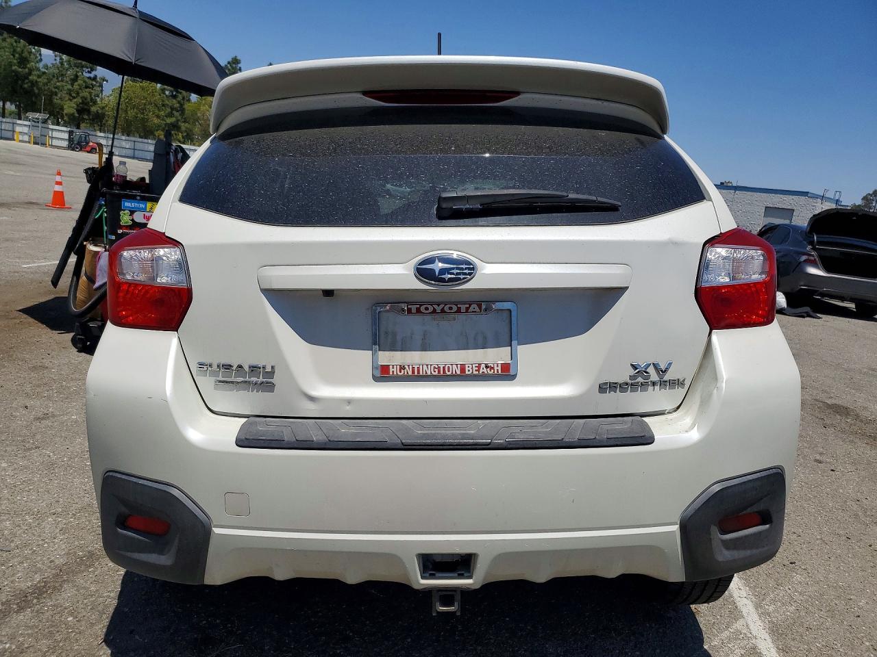 2014 Subaru Xv Crosstrek 2.0 Premium Beige vin: JF2GPAWC1E8218279