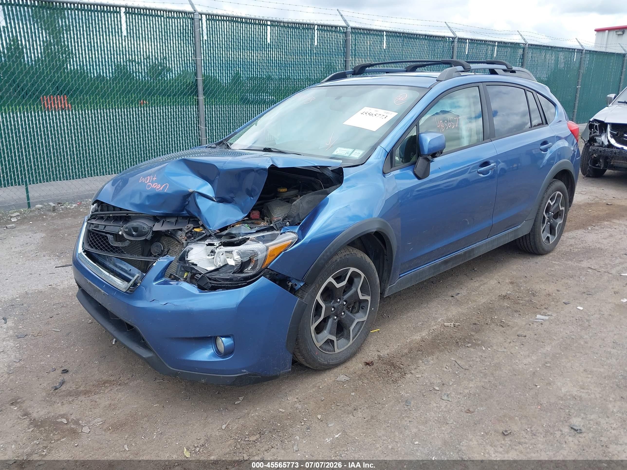 2014 Subaru Xv Crosstrek 2.0i Premium Blue vin: JF2GPAWC1E8270821