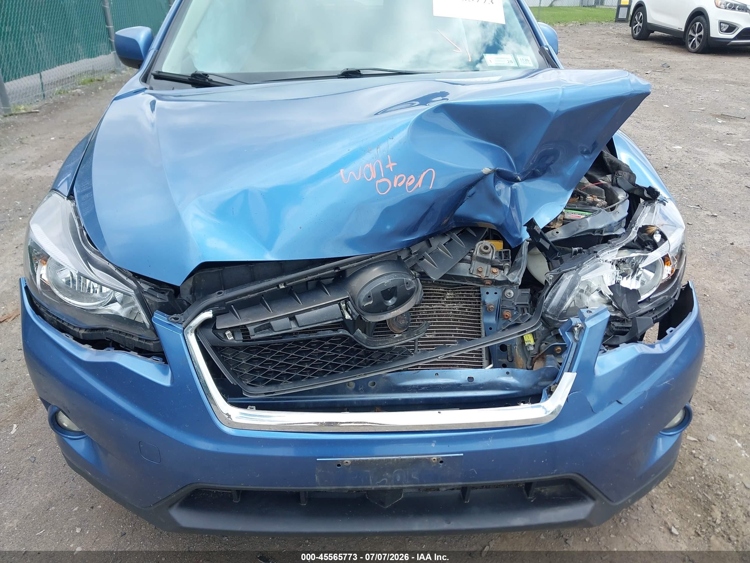 2014 Subaru Xv Crosstrek 2.0i Premium Blue vin: JF2GPAWC1E8270821