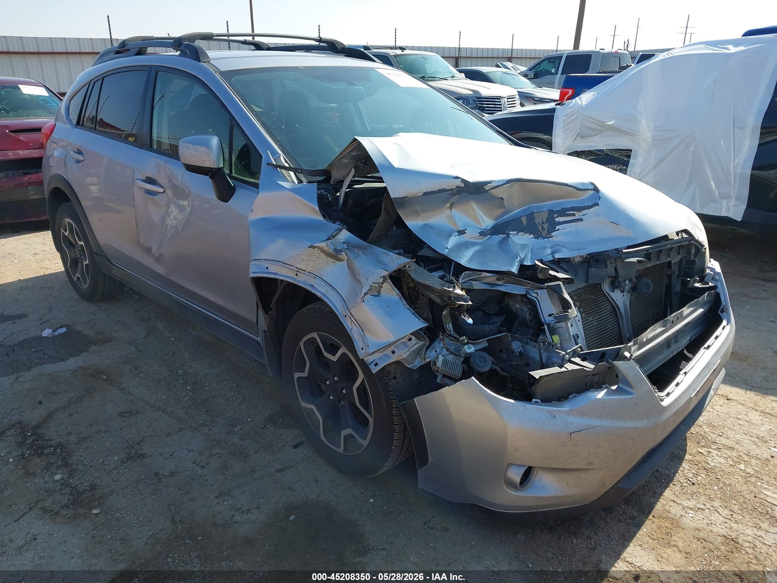 2014 Subaru Xv Crosstrek 2.0i Premium Silver vin: JF2GPAWC4E8206434