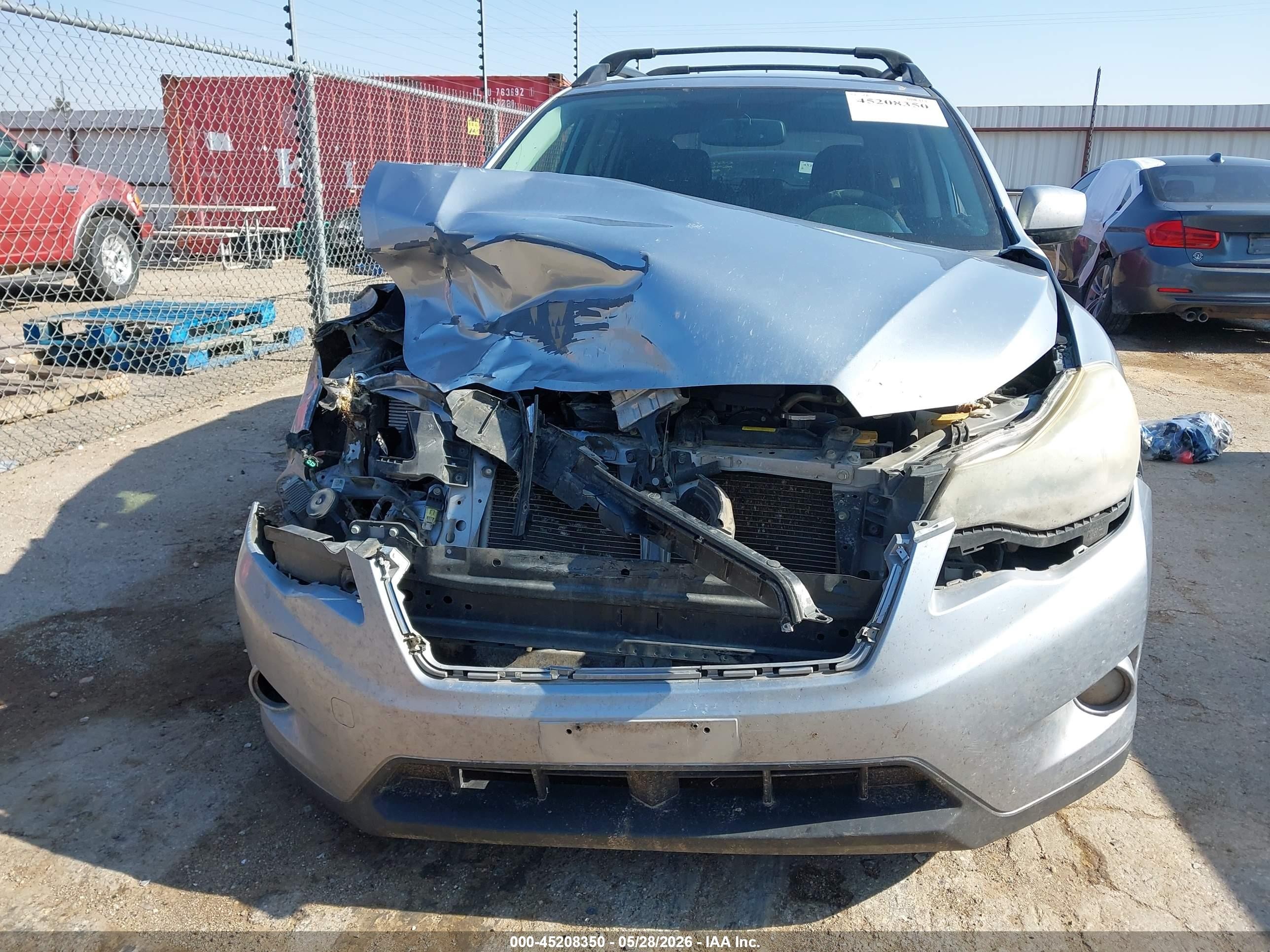 2014 Subaru Xv Crosstrek 2.0i Premium Silver vin: JF2GPAWC4E8206434