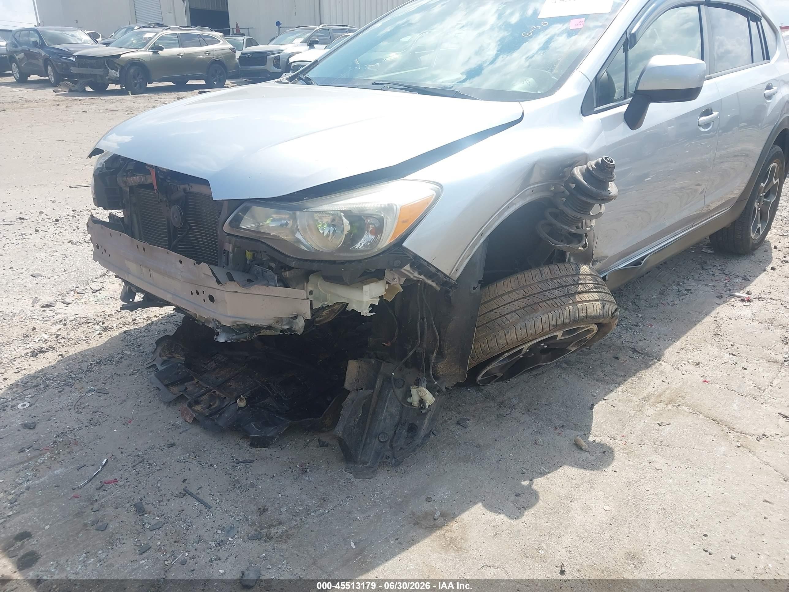 2013 Subaru Xv Crosstrek 2.0i Premium Silver vin: JF2GPAWC5D2888905