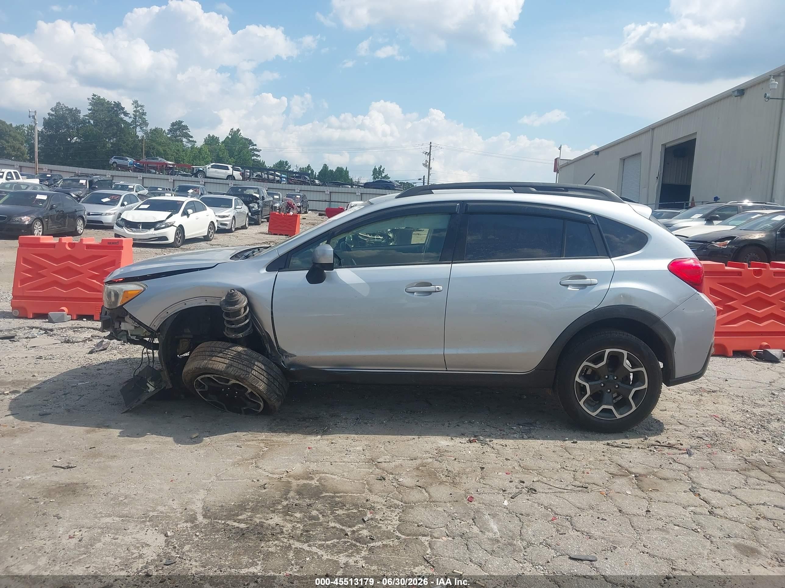 2013 Subaru Xv Crosstrek 2.0i Premium Silver vin: JF2GPAWC5D2888905