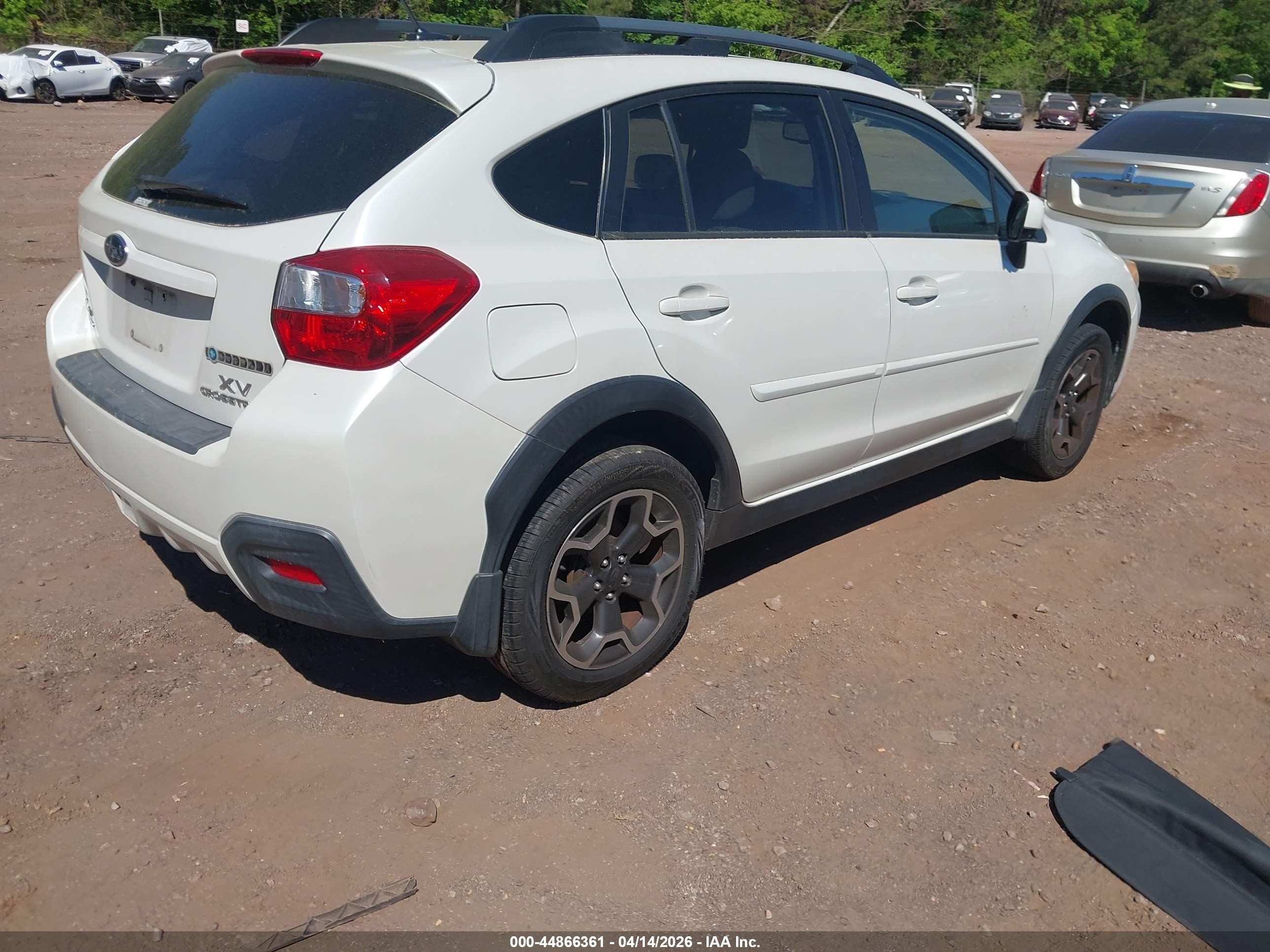 2014 Subaru Xv Crosstrek 2.0i Premium White vin: JF2GPAWC5E8277304