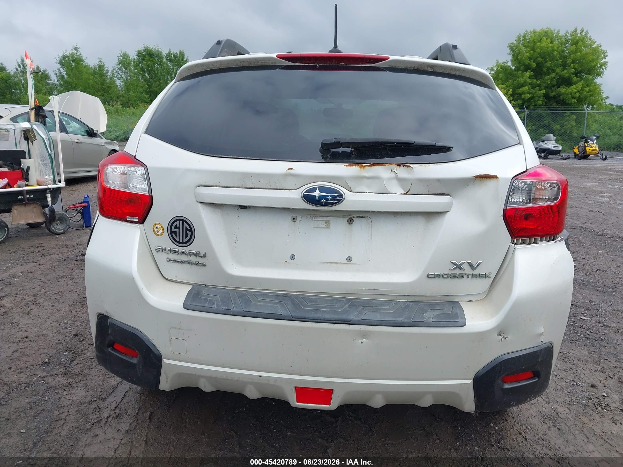 2013 Subaru Xv Crosstrek 2.0i Premium White vin: JF2GPAWC6D2861843