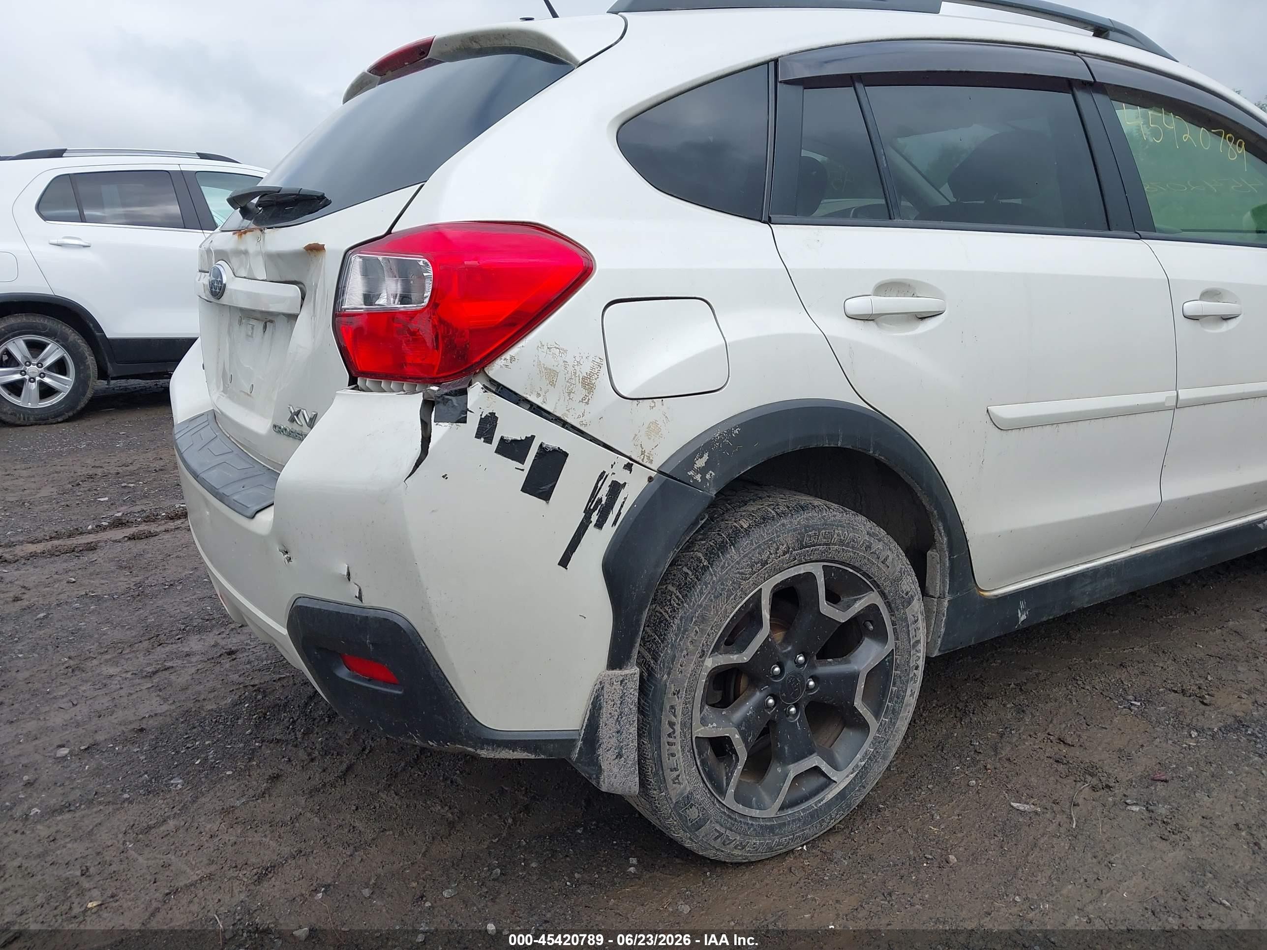 2013 Subaru Xv Crosstrek 2.0i Premium White vin: JF2GPAWC6D2861843