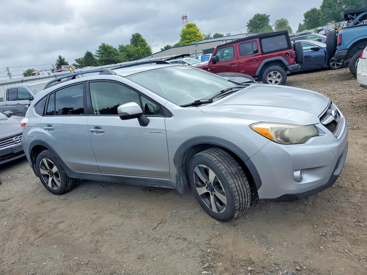 2014 Subaru Xv Crosstrek 2.0i Hybrid Silver vin: JF2GPBCC2EH275763