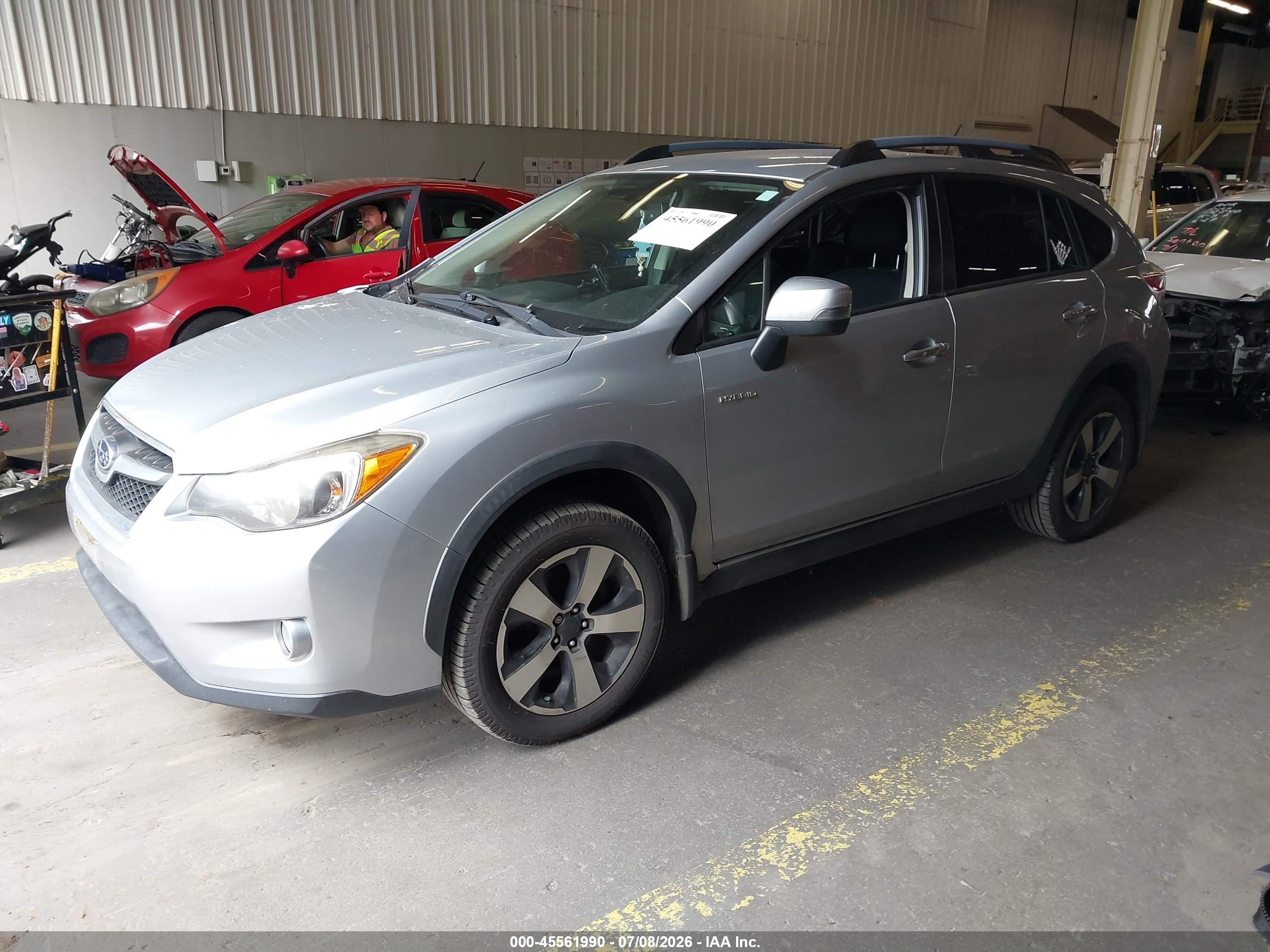 2014 Subaru Xv Crosstrek Hybrid 2.0i Серебряный vin: JF2GPBCC3EH226281