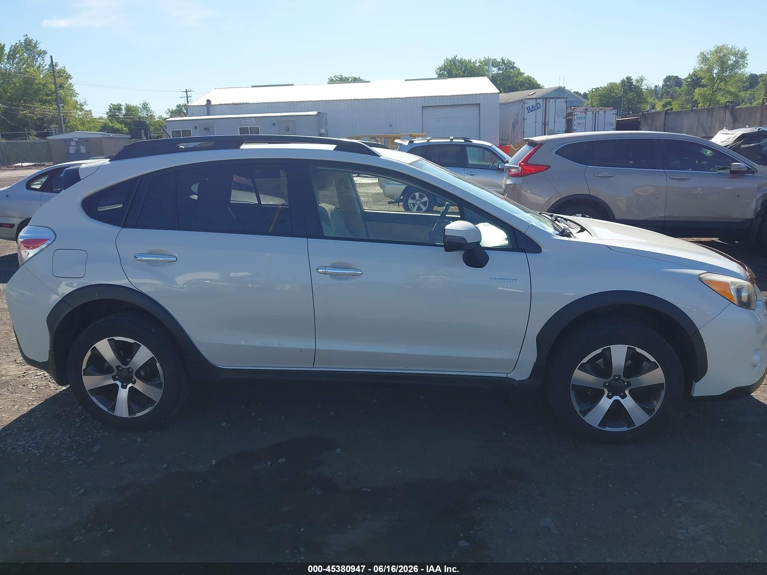 2015 Subaru Xv Crosstrek Hybrid   White vin: JF2GPBCC6FH252388