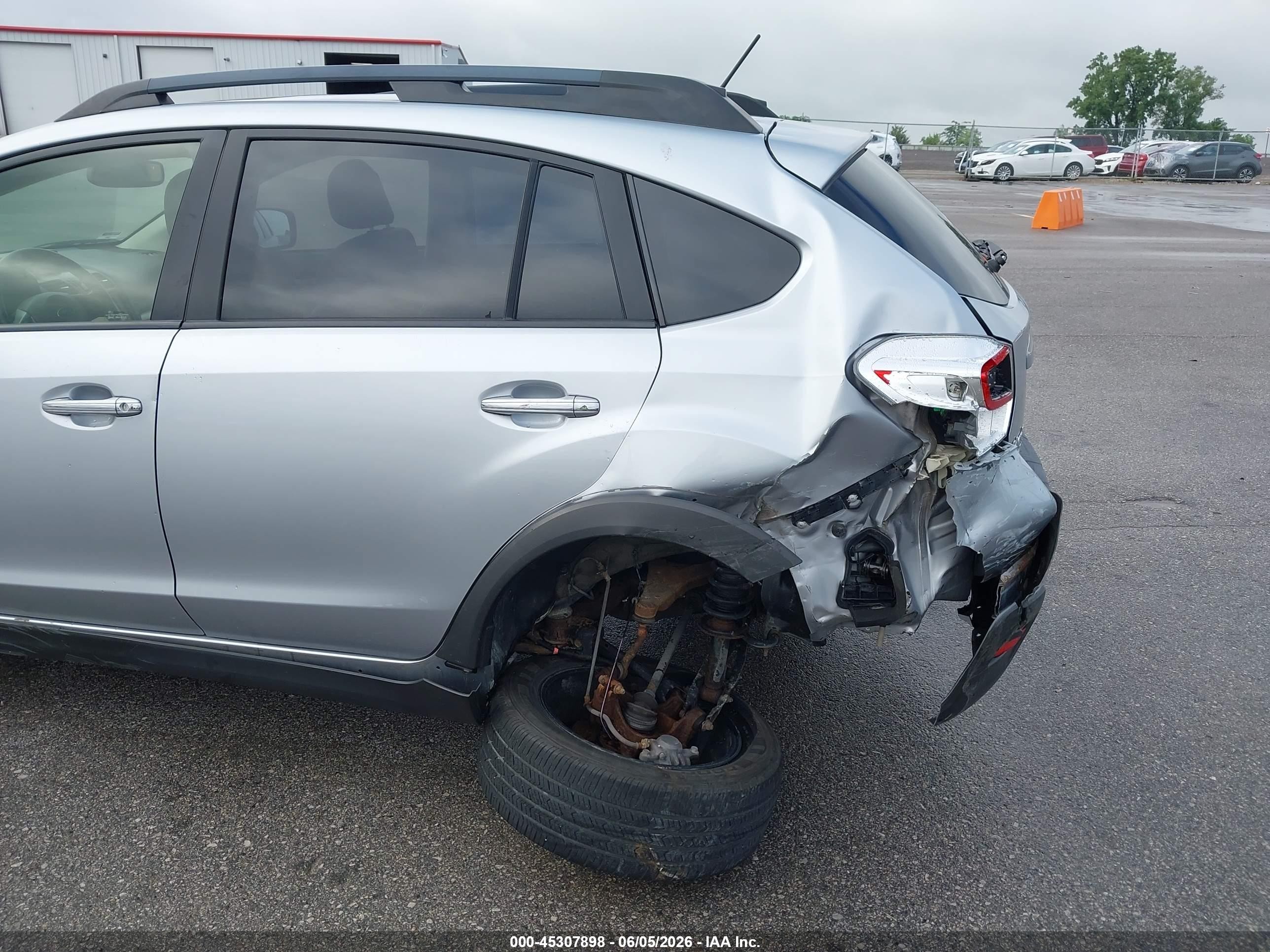 2014 Subaru Xv Crosstrek Hybrid 2.0i Touring Silver vin: JF2GPBKC2EH257930