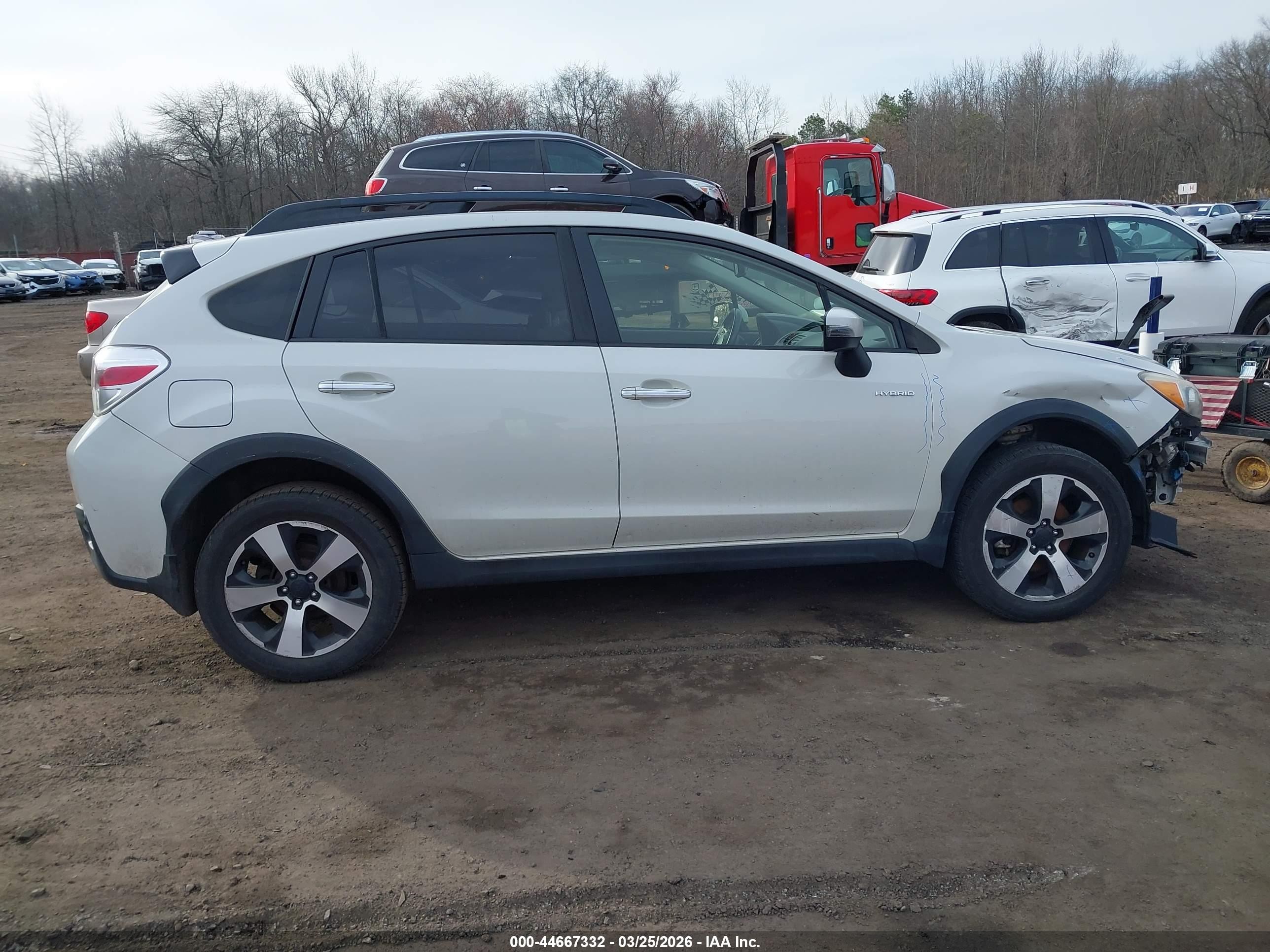 2015 Subaru Xv Crosstrek Hybrid Touring White vin: JF2GPBPC4FH244705