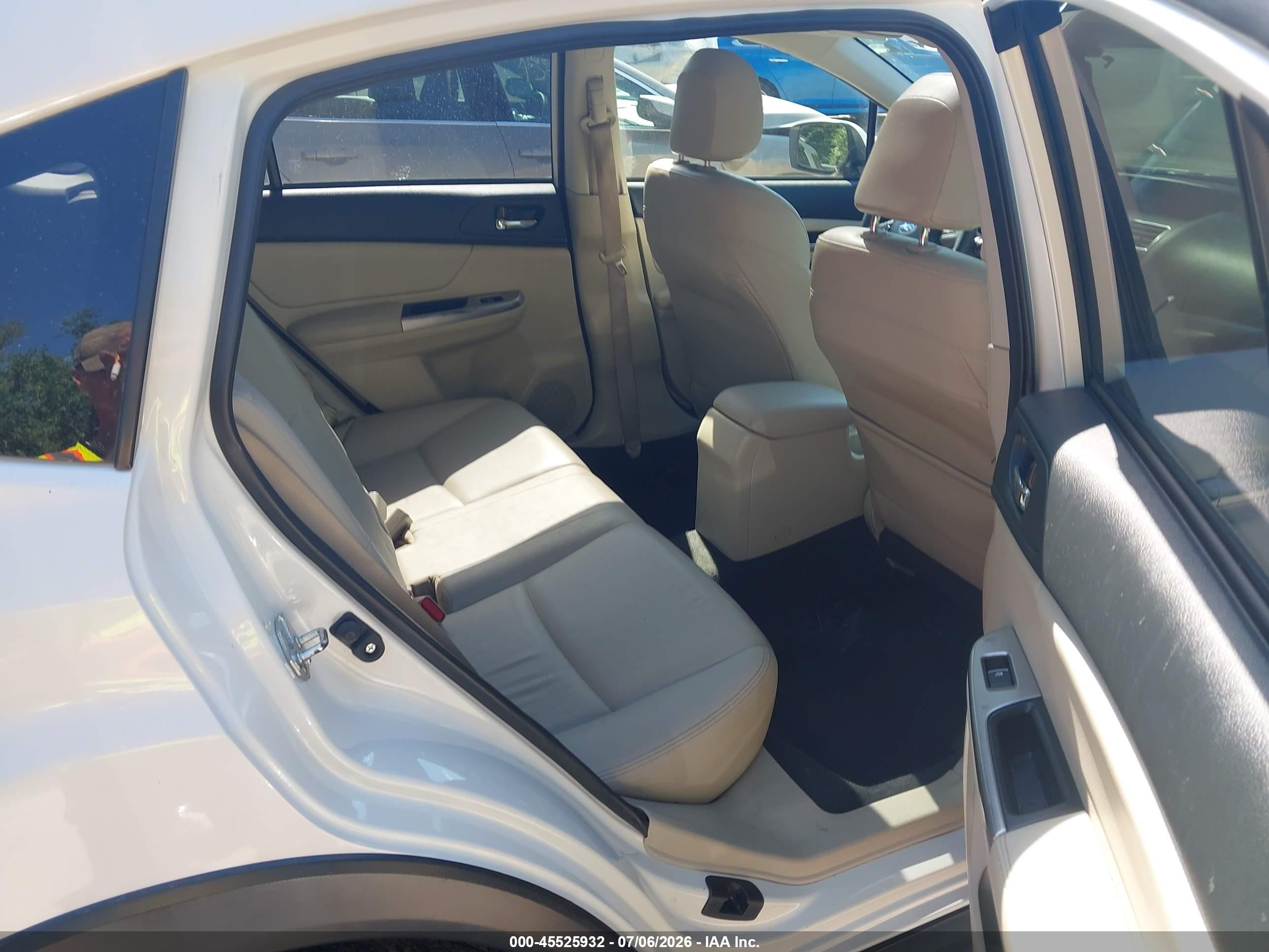 2015 Subaru Xv Crosstrek Hybrid Touring White vin: JF2GPBPCXFH227066