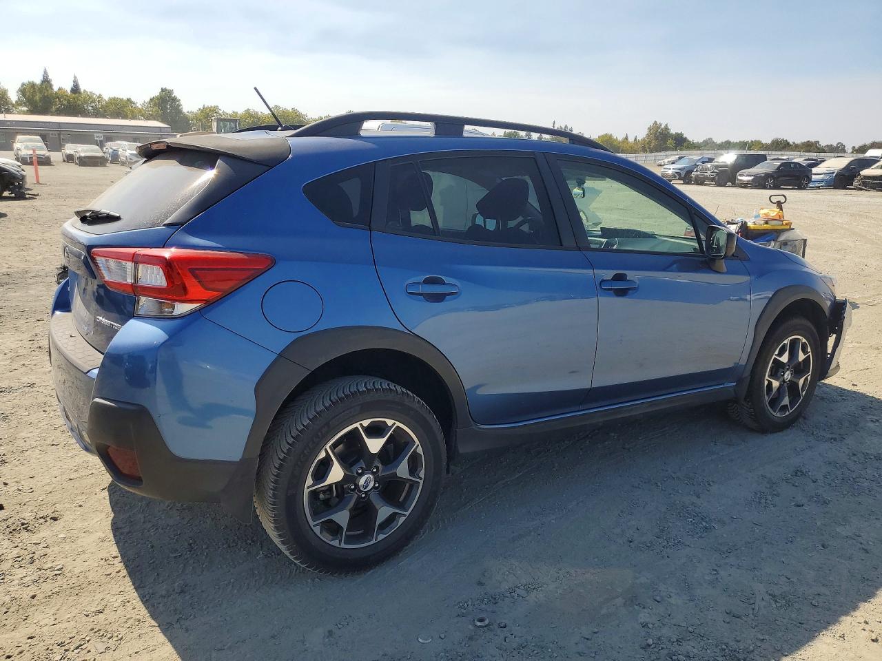 2018 Subaru Crosstrek Blue vin: JF2GTAAC5JH342956