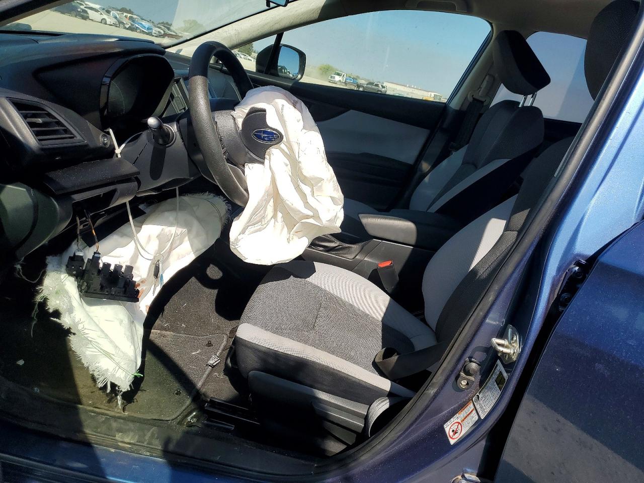 2018 Subaru Crosstrek Blue vin: JF2GTAAC5JH342956