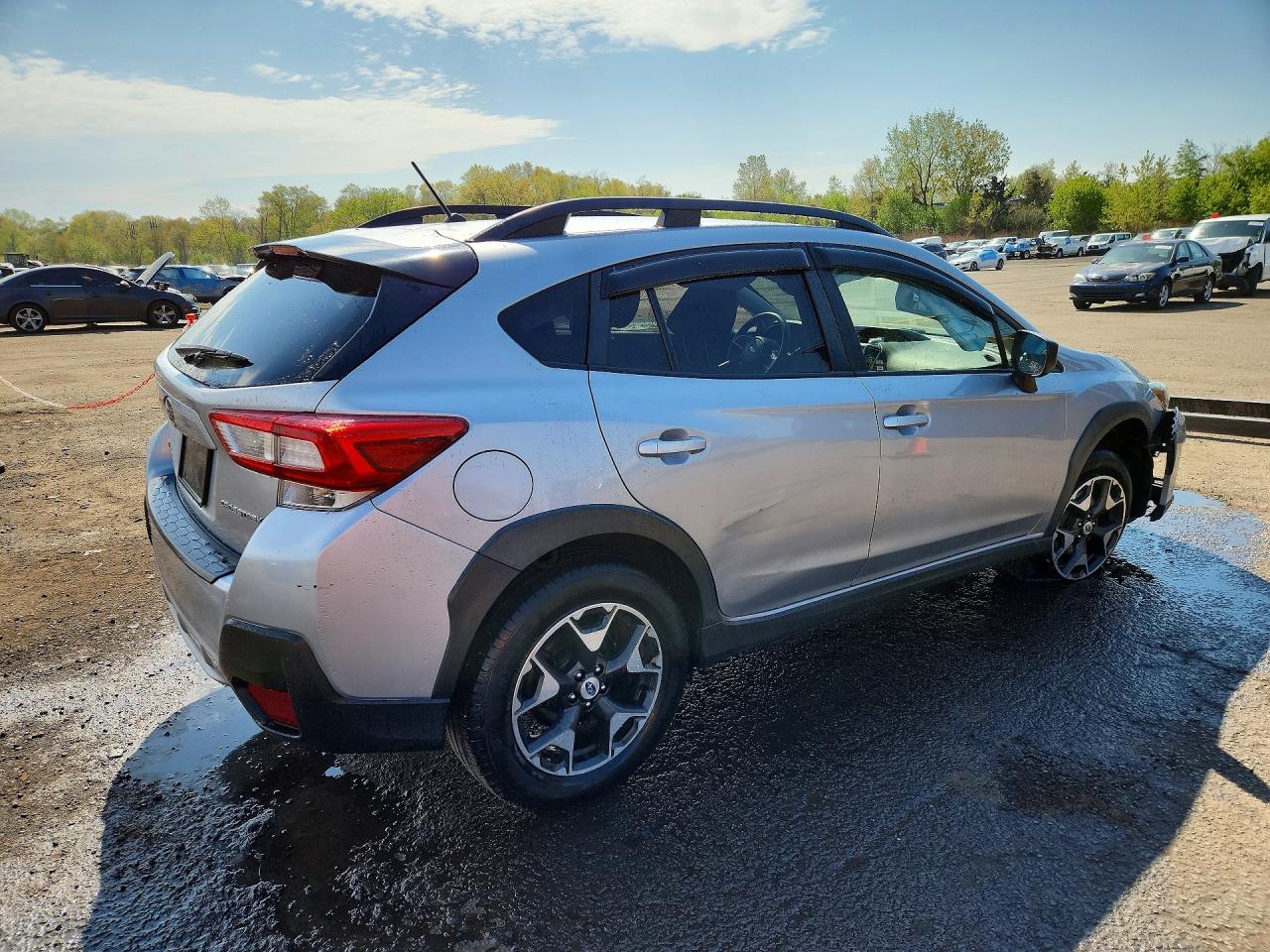 2018 Subaru Crosstrek Silver vin: JF2GTAACXJ8274122