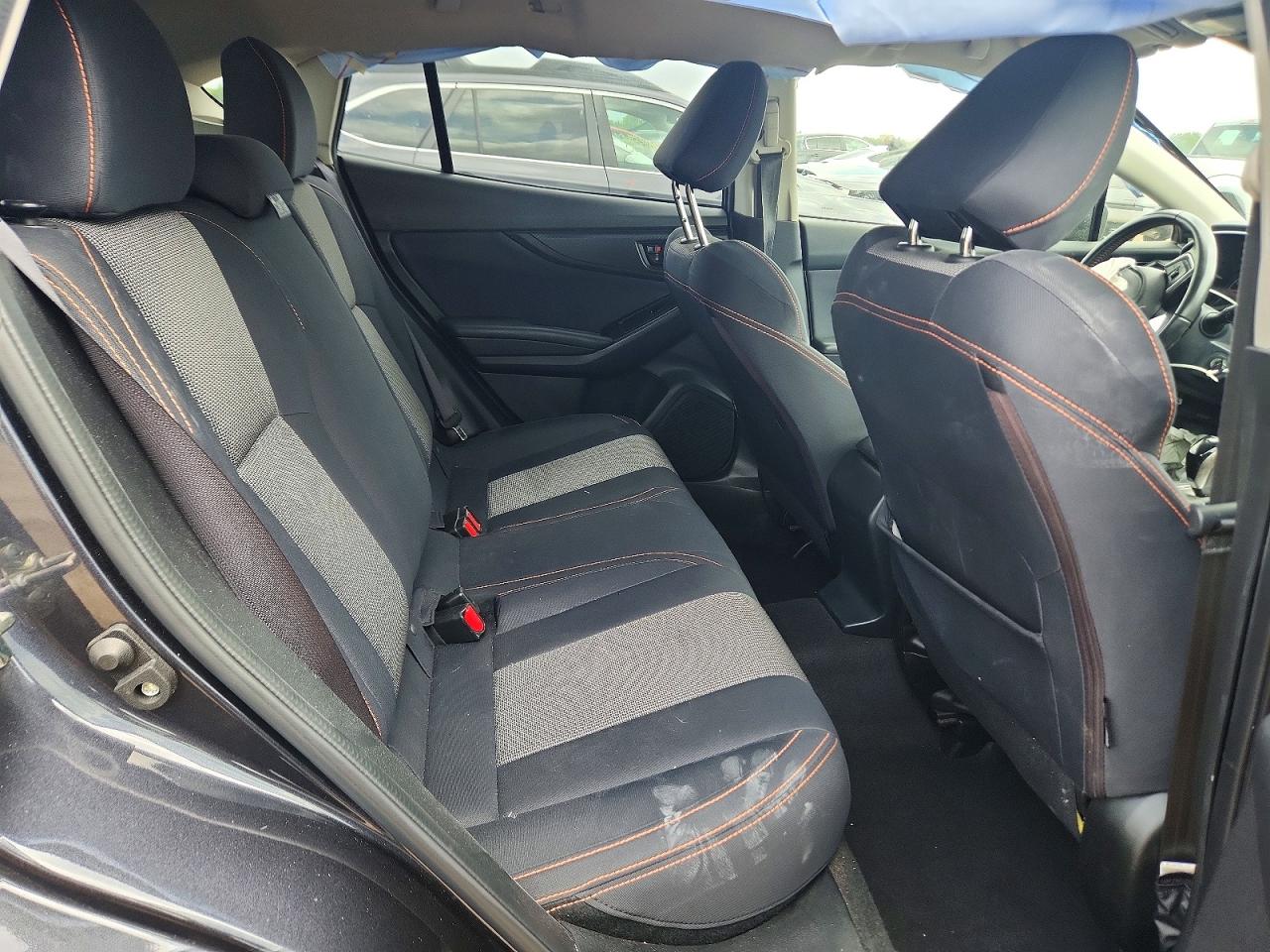 2018 Subaru Crosstrek Premium Gray vin: JF2GTABC0JH291297