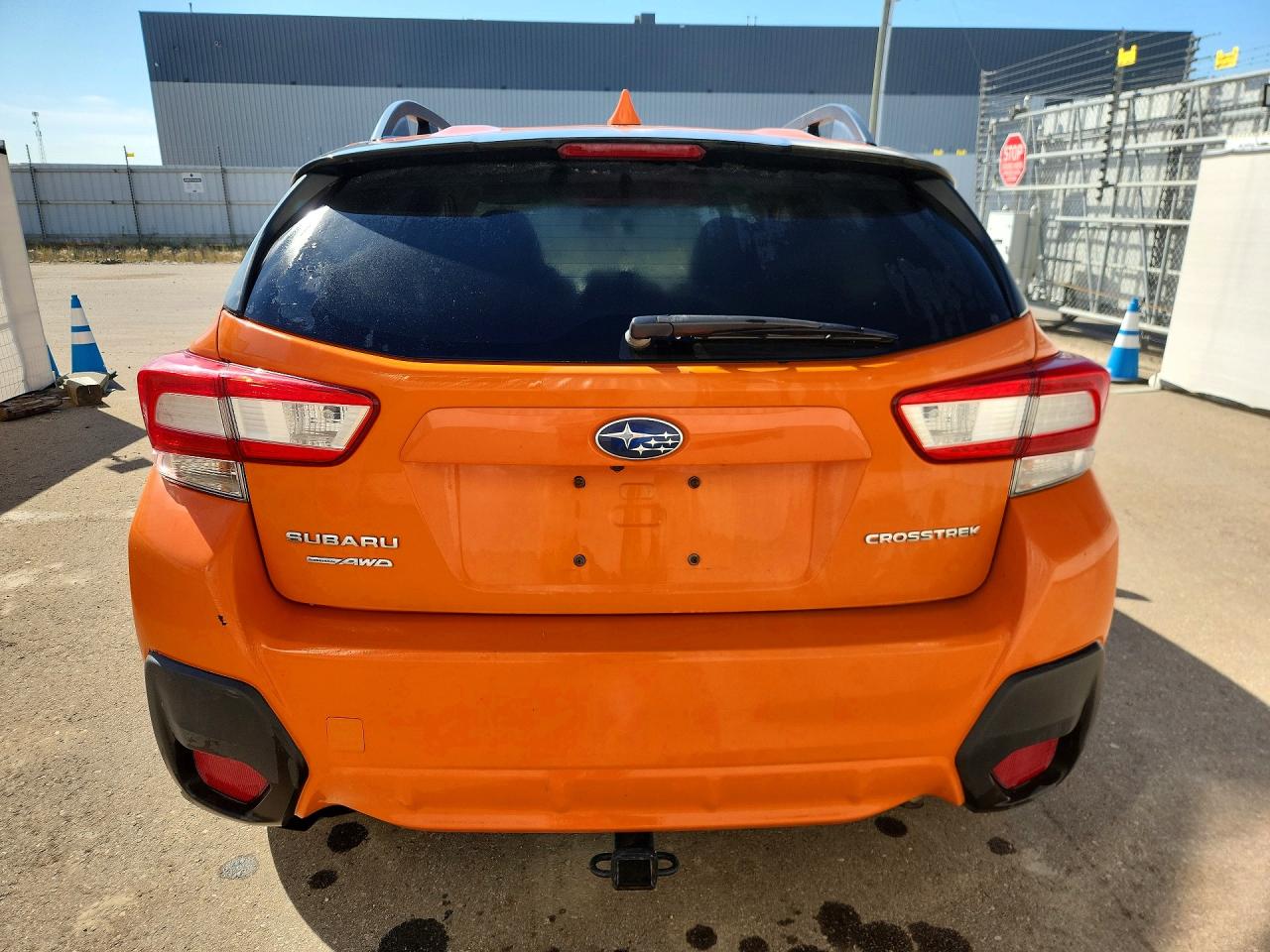 2018 Subaru Crosstrek Premium Orange vin: JF2GTABC3JH314815