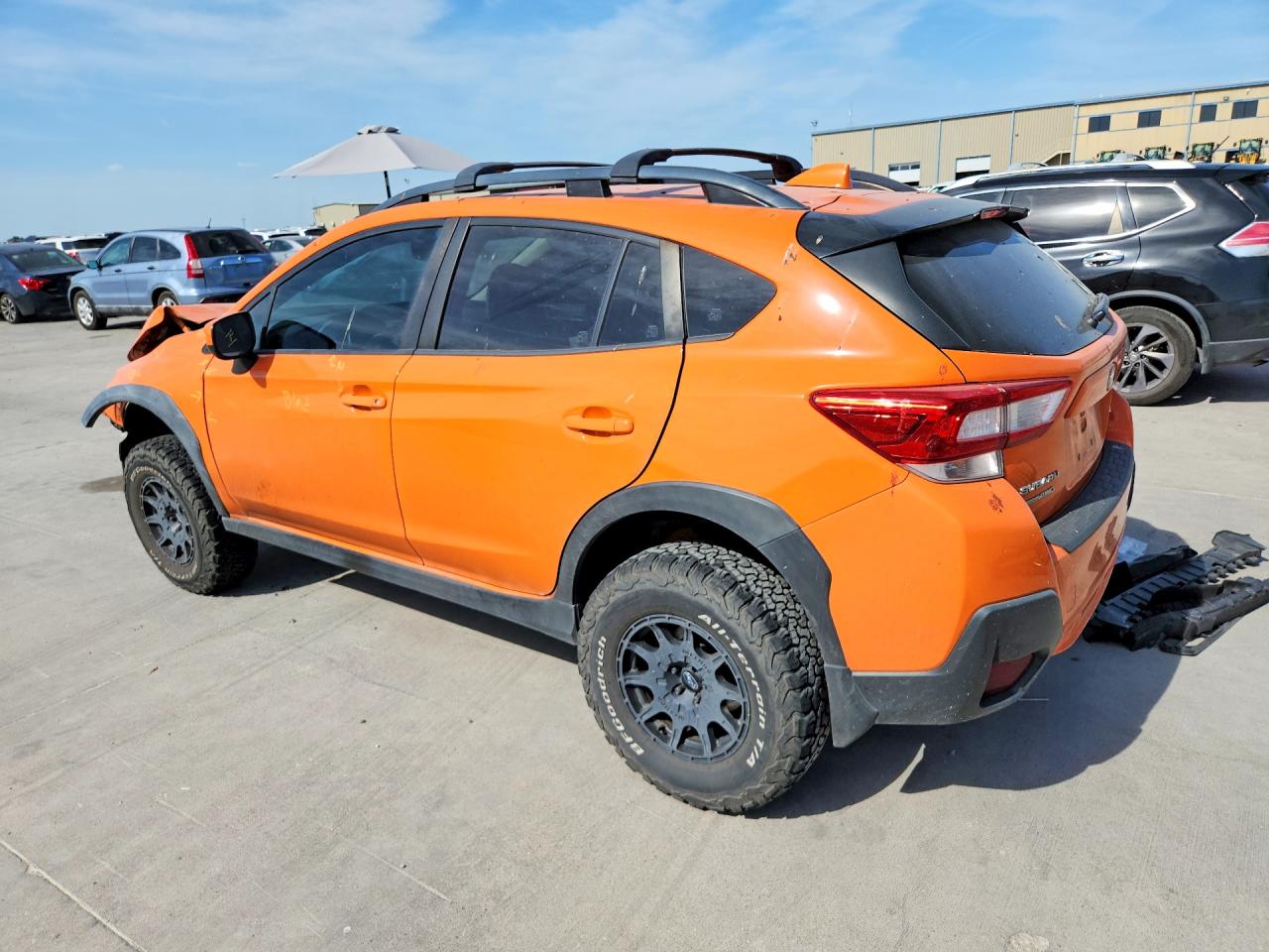 2018 Subaru Crosstrek Premium Orange vin: JF2GTABC9JG321404