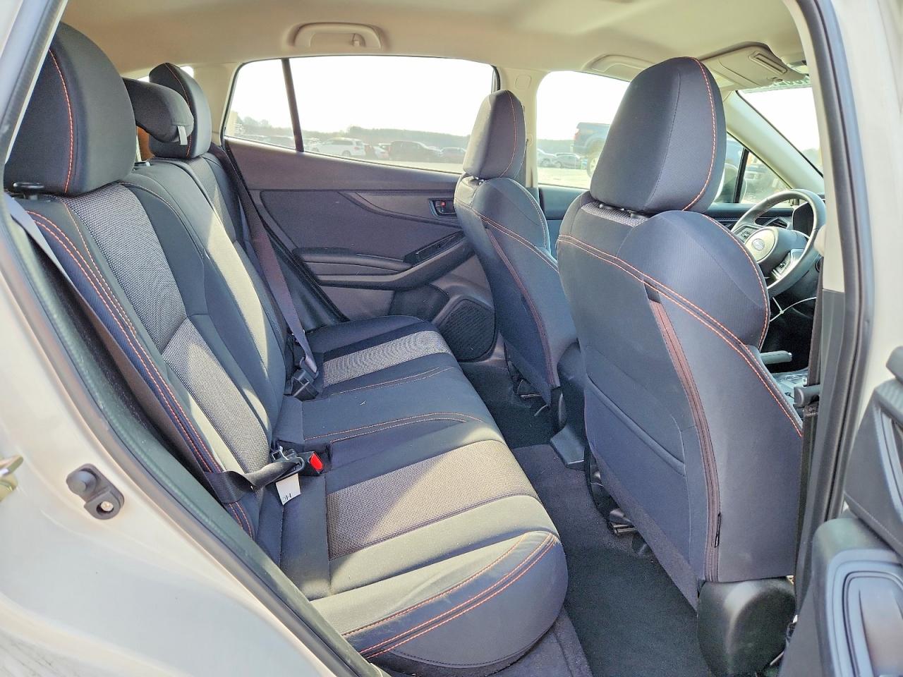 2019 Subaru Crosstrek Premium White vin: JF2GTACC0KH264097