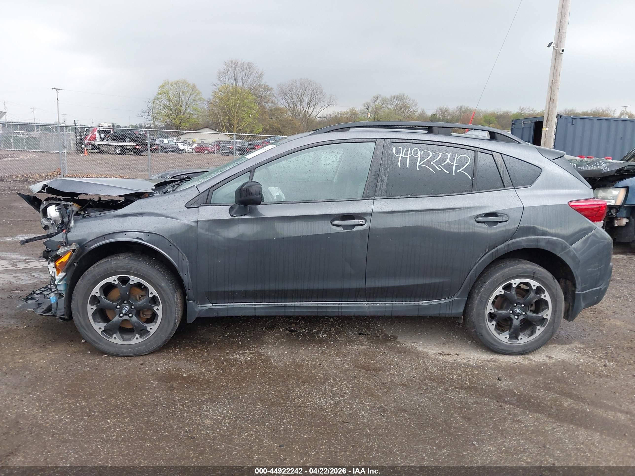 2022 Subaru Crosstrek Premium Gray vin: JF2GTACC2N9206507