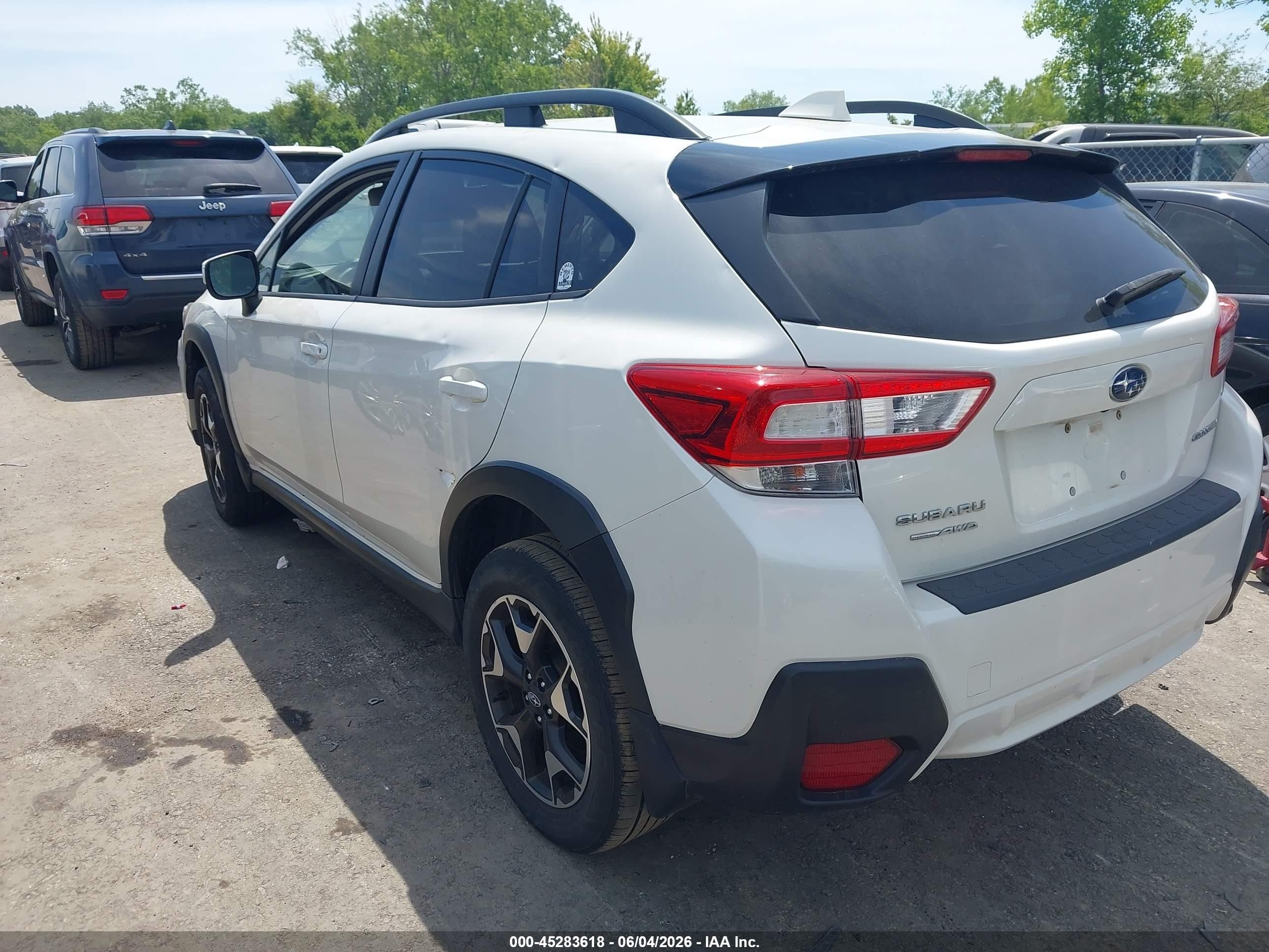 2019 Subaru Crosstrek 2.0i Premium White vin: JF2GTACC3KH204461