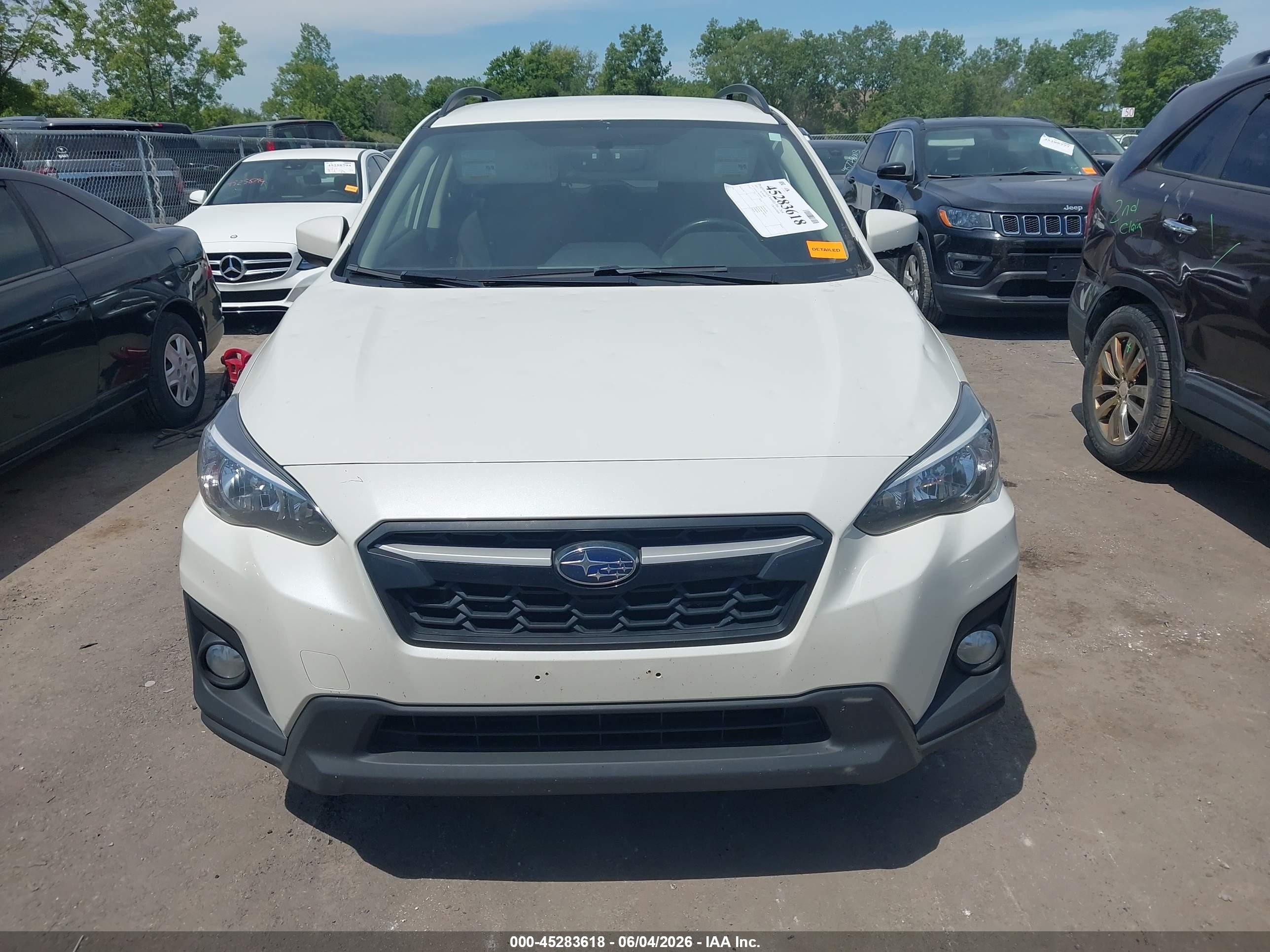 2019 Subaru Crosstrek 2.0i Premium White vin: JF2GTACC3KH204461