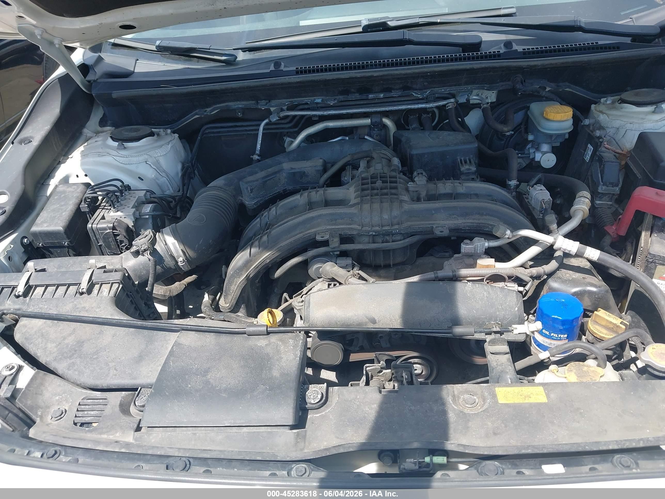 2019 Subaru Crosstrek 2.0i Premium White vin: JF2GTACC3KH204461
