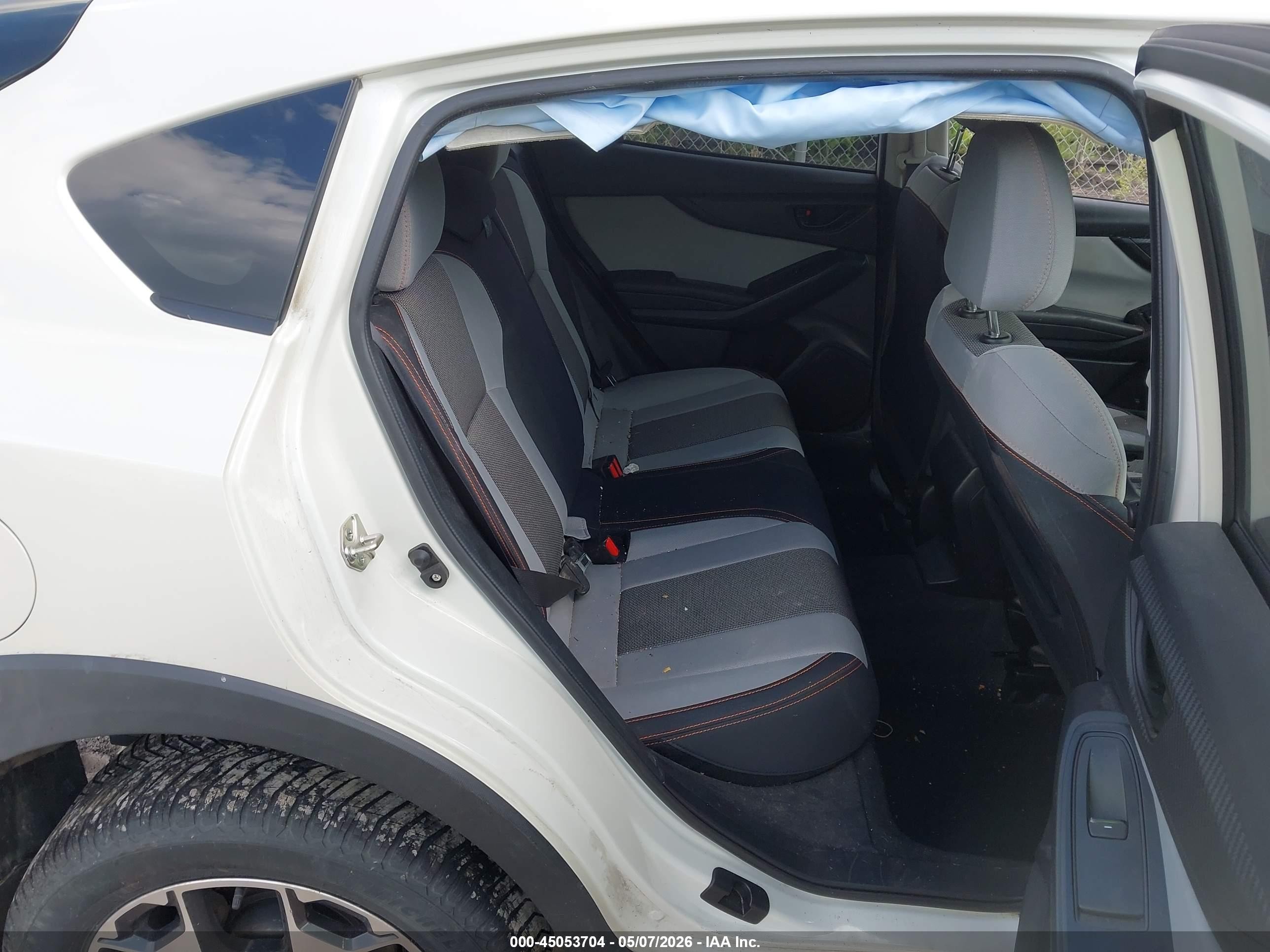 2019 Subaru Crosstrek 2.0i Premium White vin: JF2GTACC4KH353106