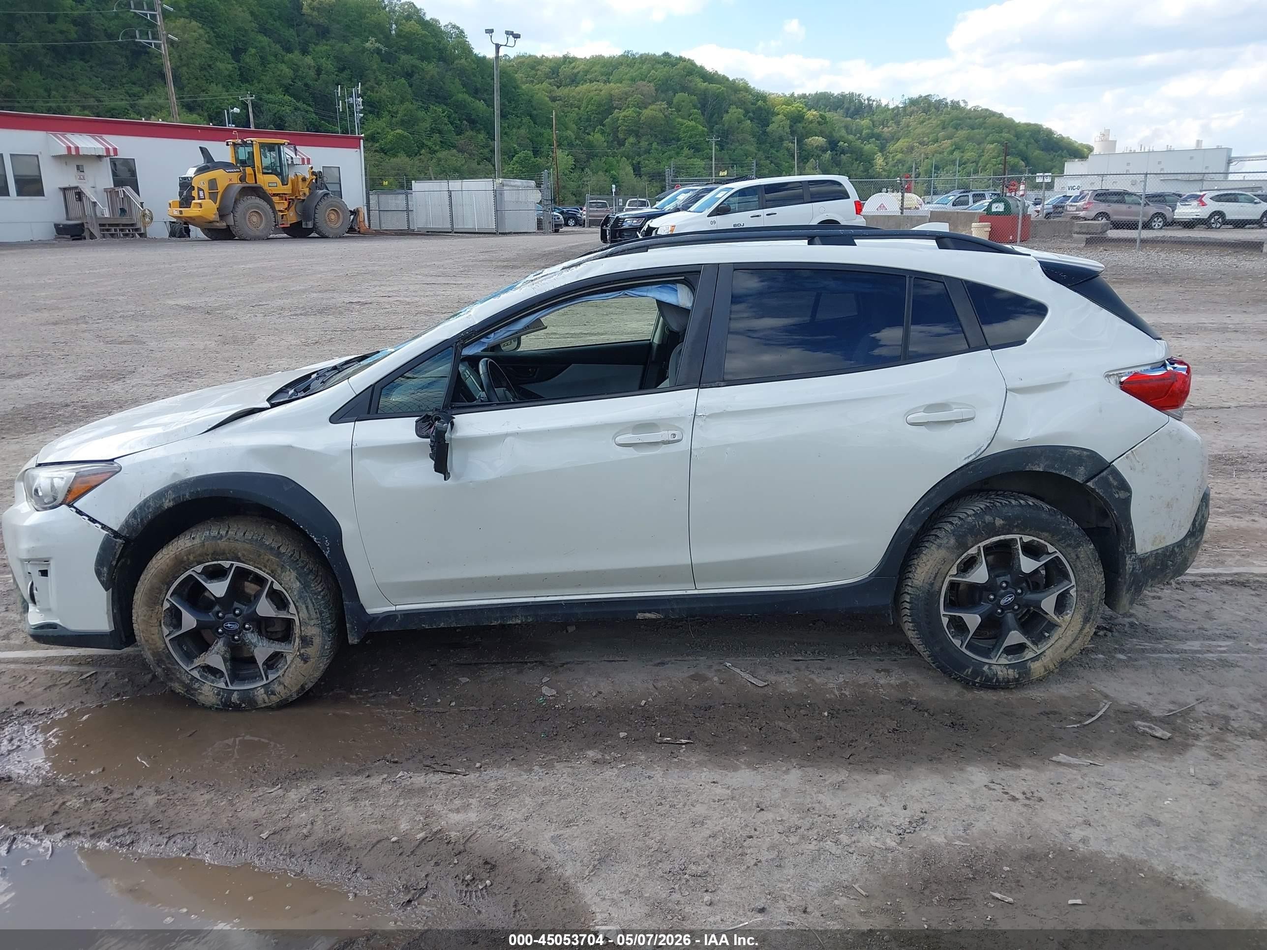 2019 Subaru Crosstrek 2.0i Premium White vin: JF2GTACC4KH353106