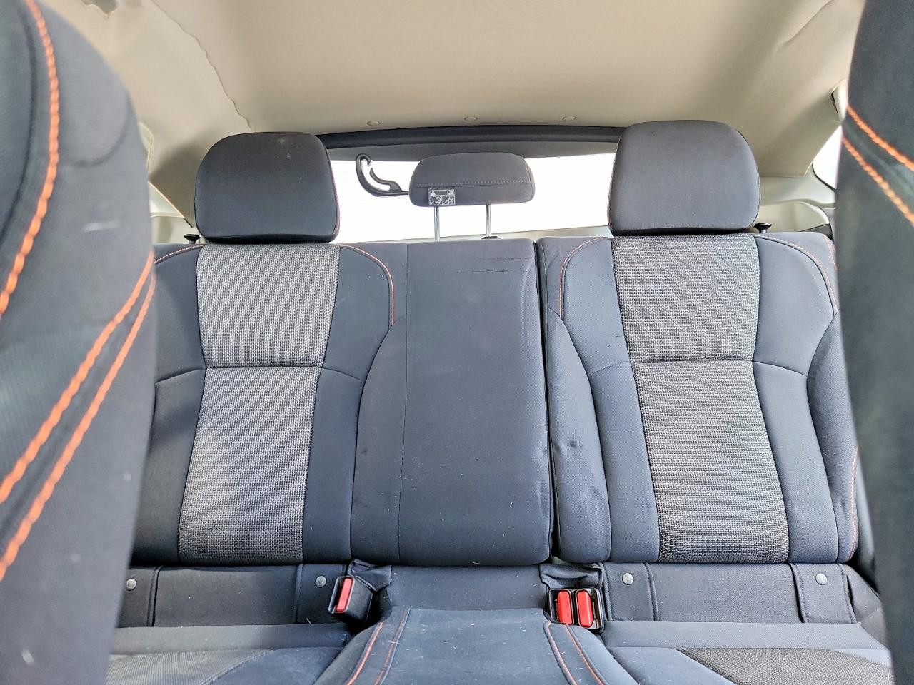 2019 Subaru Crosstrek Premium White vin: JF2GTACC5K8248171