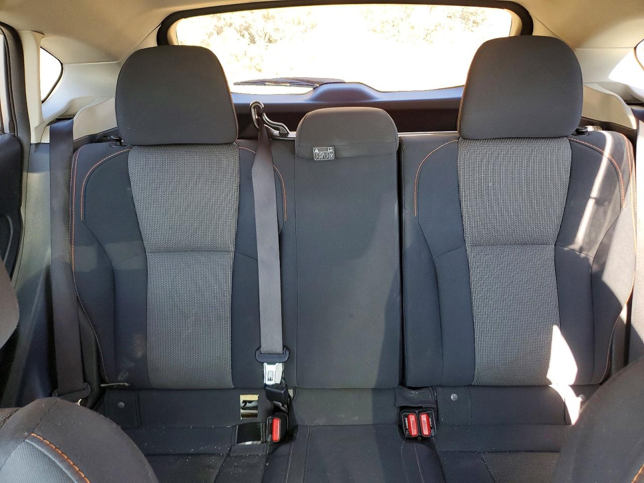 2019 Subaru Crosstrek Premium Silver vin: JF2GTACC5K8393176