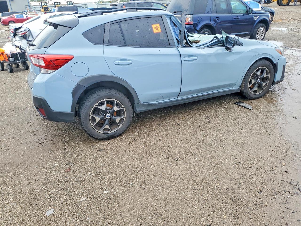 2018 Subaru Crosstrek Premium Blue vin: JF2GTACCXJH201703