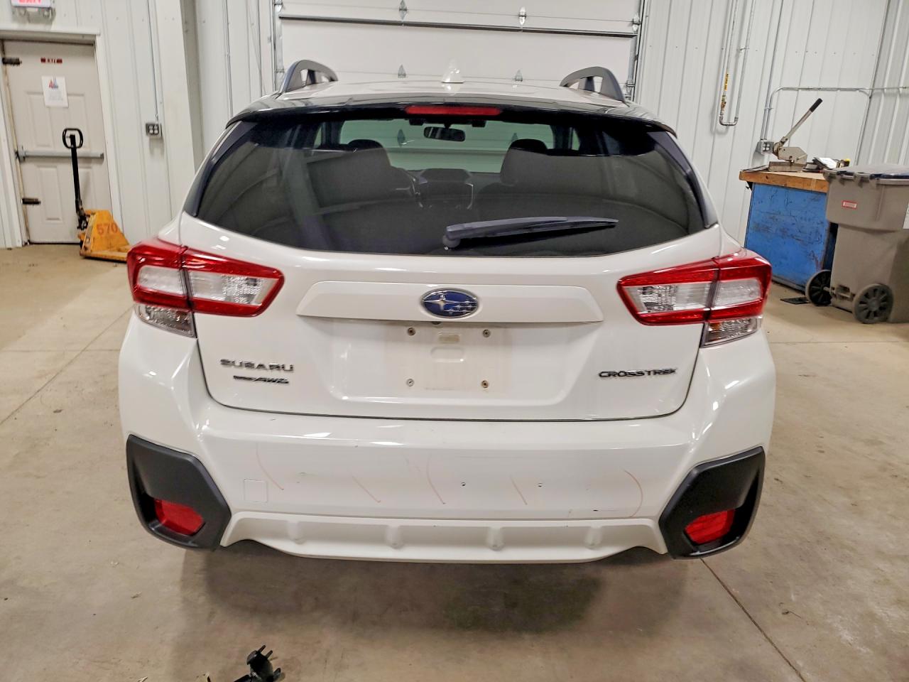 2018 Subaru Crosstrek Premium White vin: JF2GTADC3J8273499