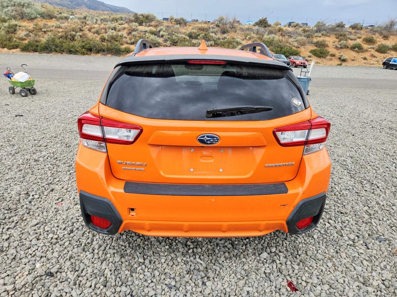 2018 Subaru Crosstrek Premium Orange vin: JF2GTADC4J8261829