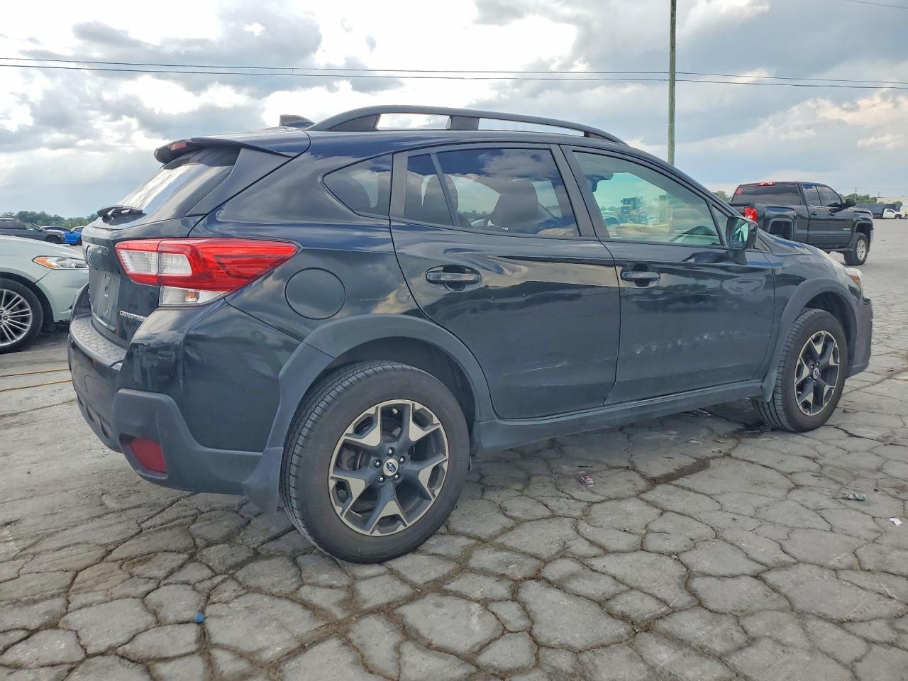 2018 Subaru Crosstrek Premium Black vin: JF2GTADC5JH314022