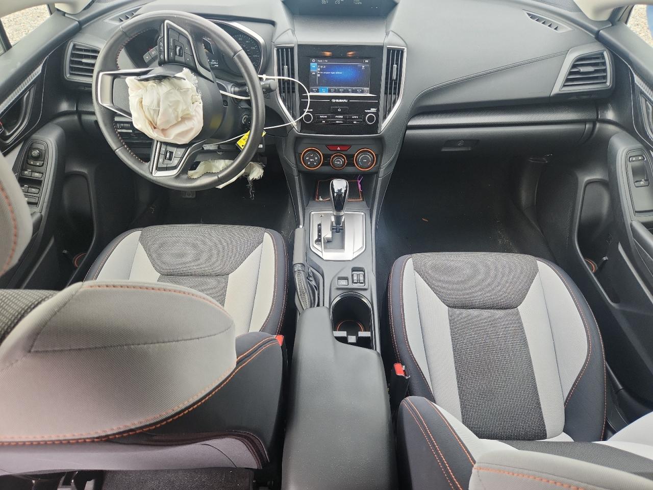 2018 Subaru Crosstrek Premium White vin: JF2GTADC8JH236514