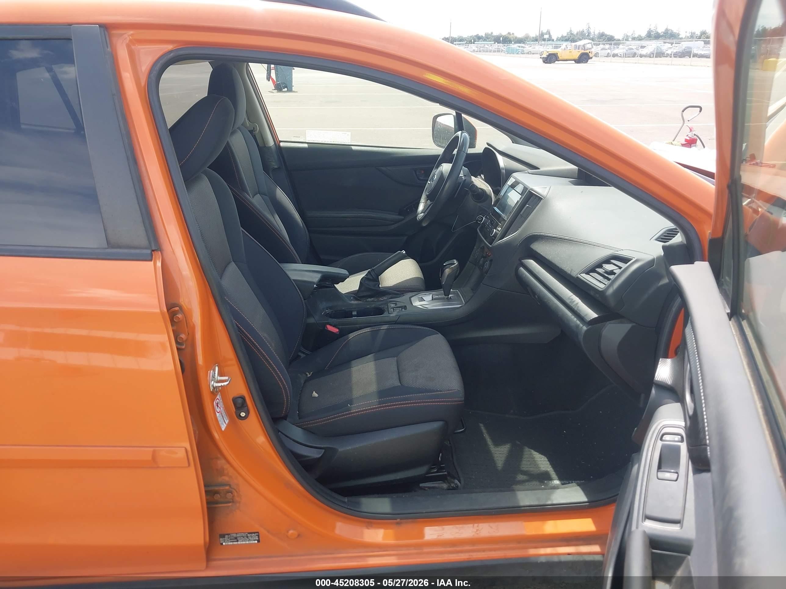 2019 Subaru Crosstrek 2.0i Premium Orange vin: JF2GTADC8KH257655